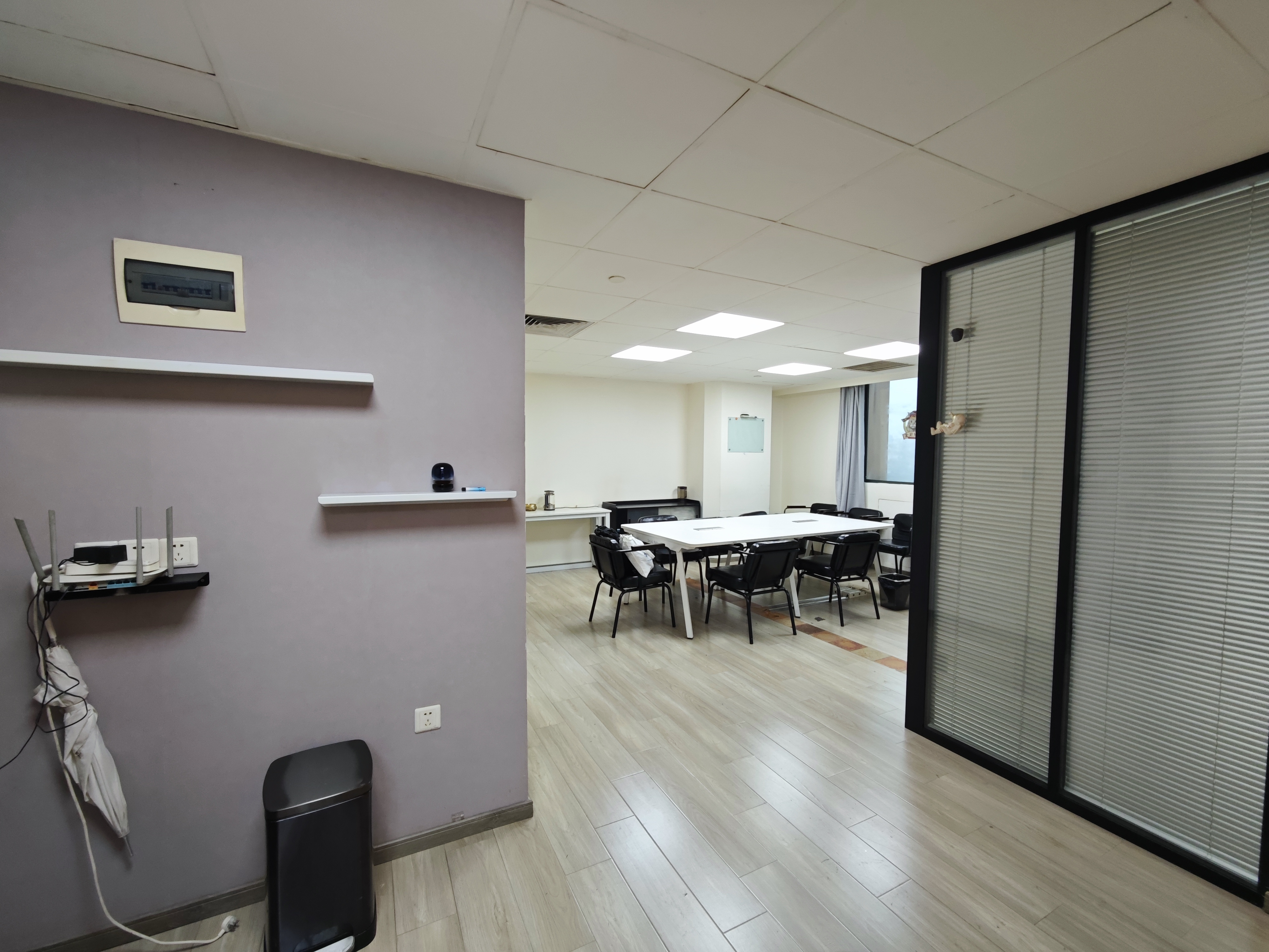 光新浦发广场78平米写字楼出租