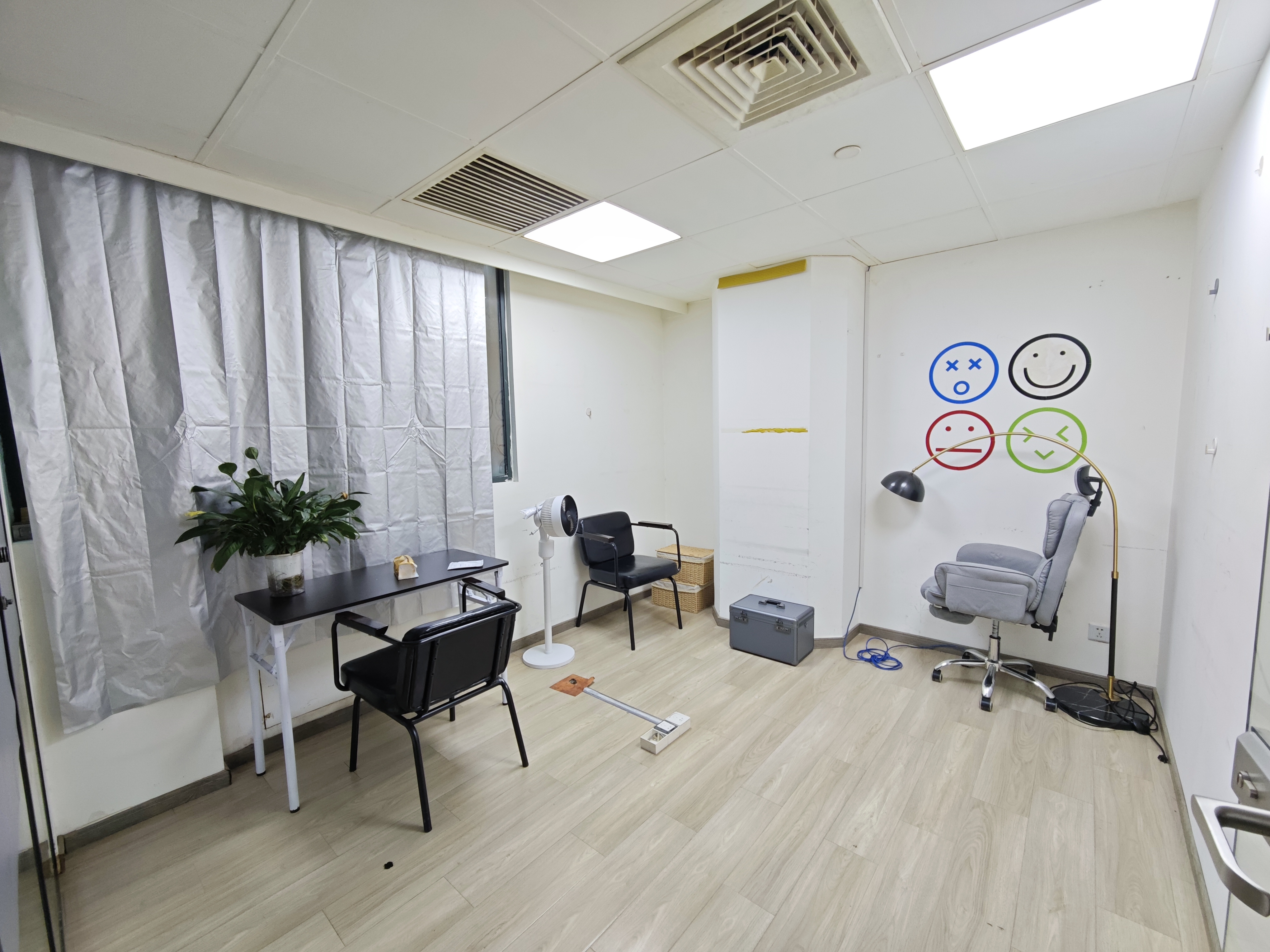 光新浦发广场78平米写字楼出租