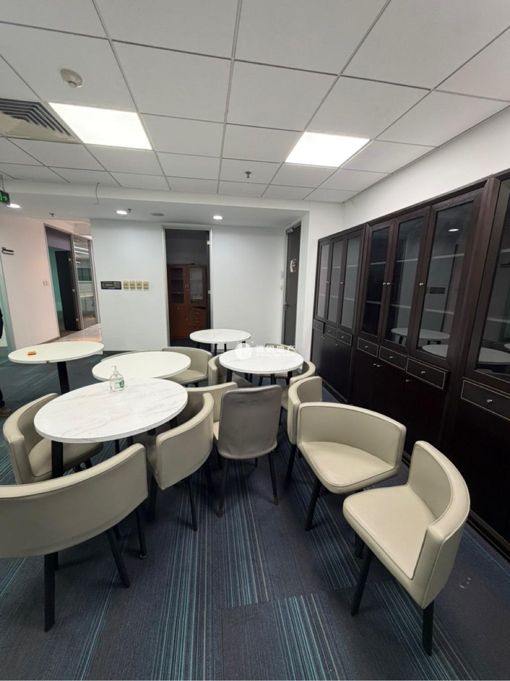 陆家嘴裕景国际大厦603平米写字楼出租