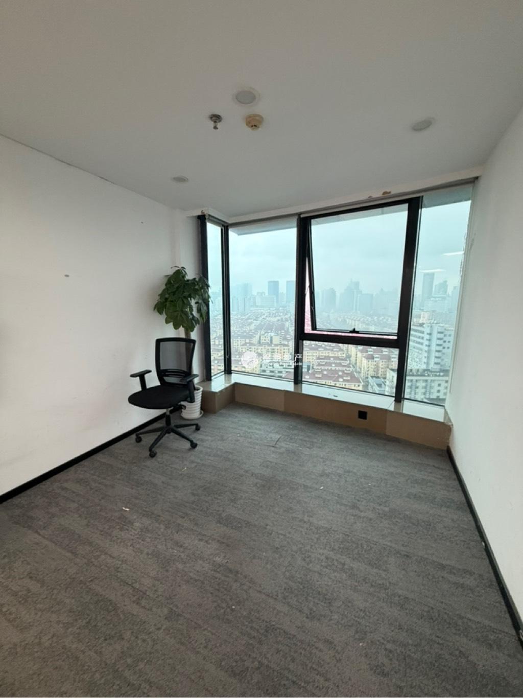 陆家嘴裕景国际大厦604平米写字楼出租