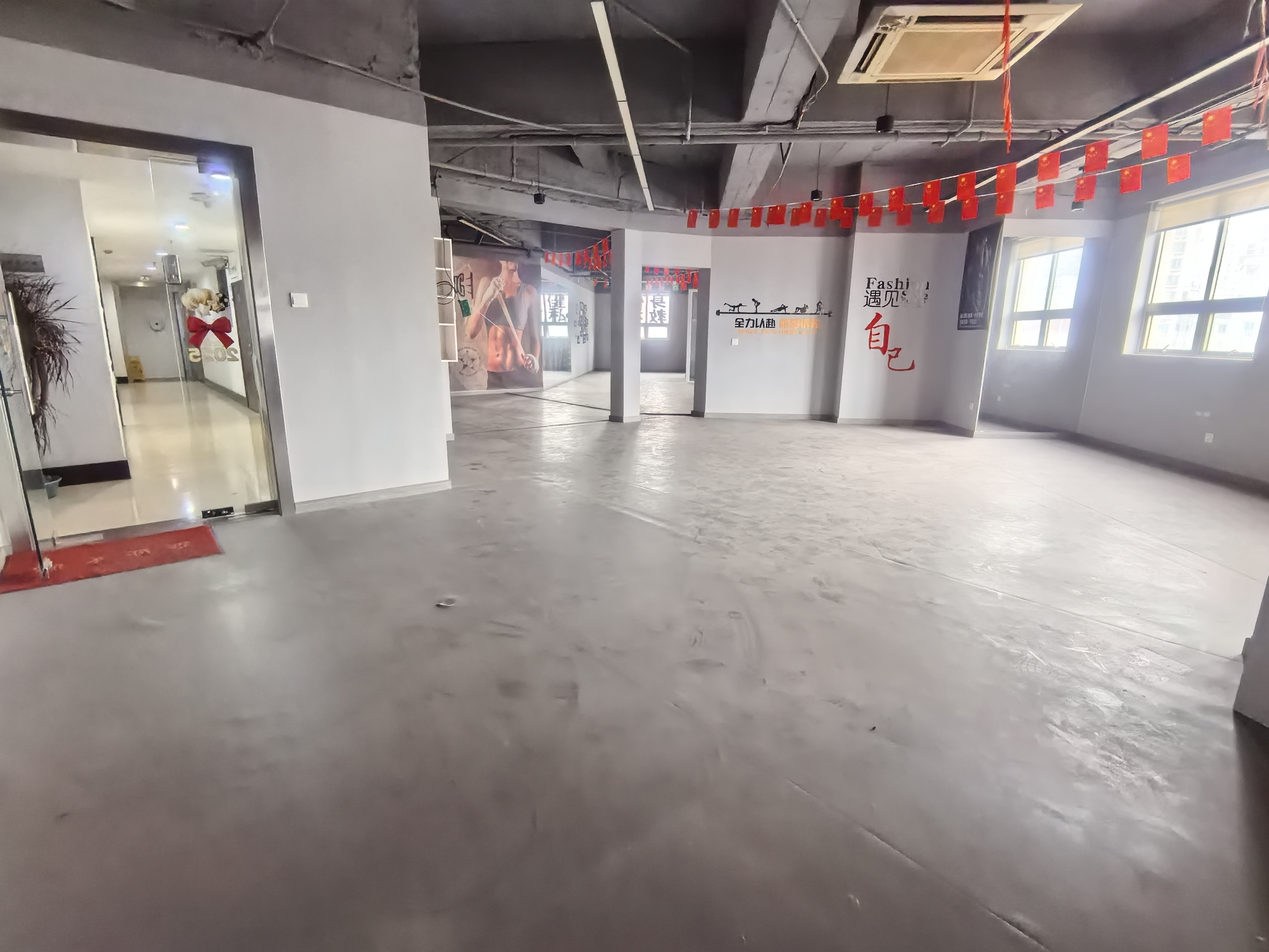 打浦桥致远大厦234平米写字楼出租