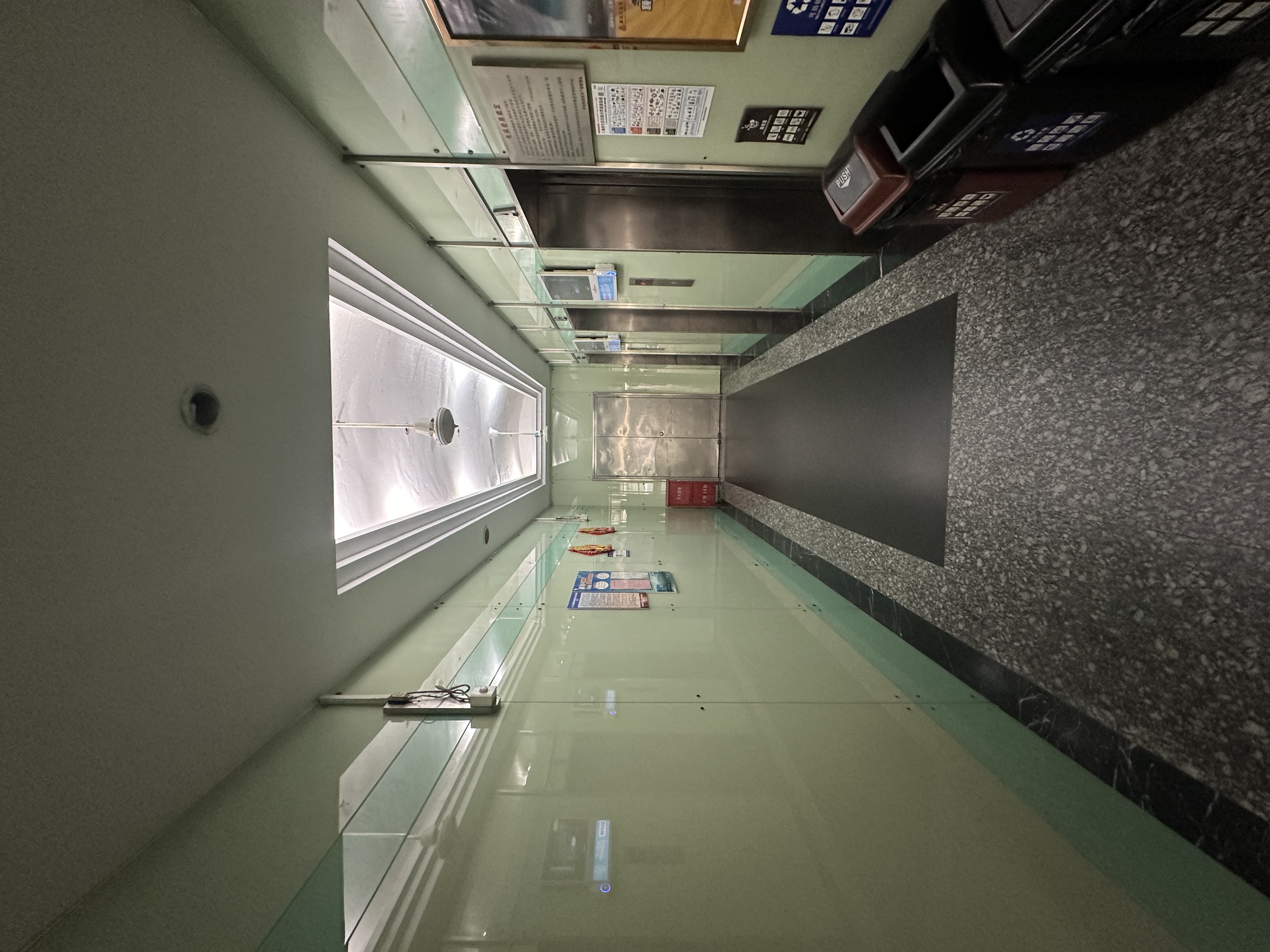 鞍山远洋广场103平米写字楼出租