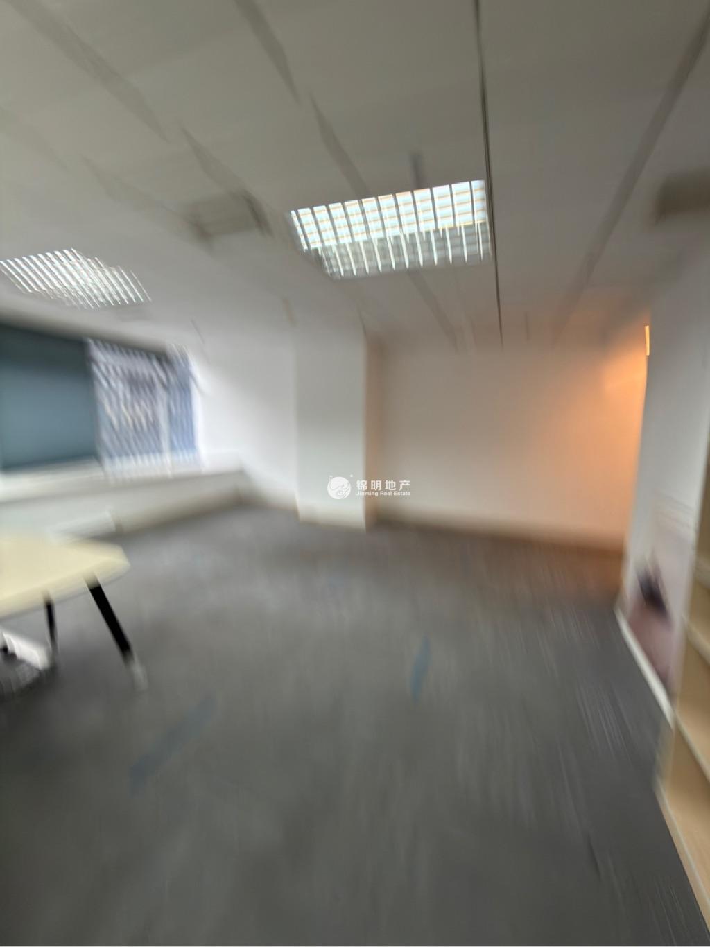 不夜城企业广场95平米写字楼出租