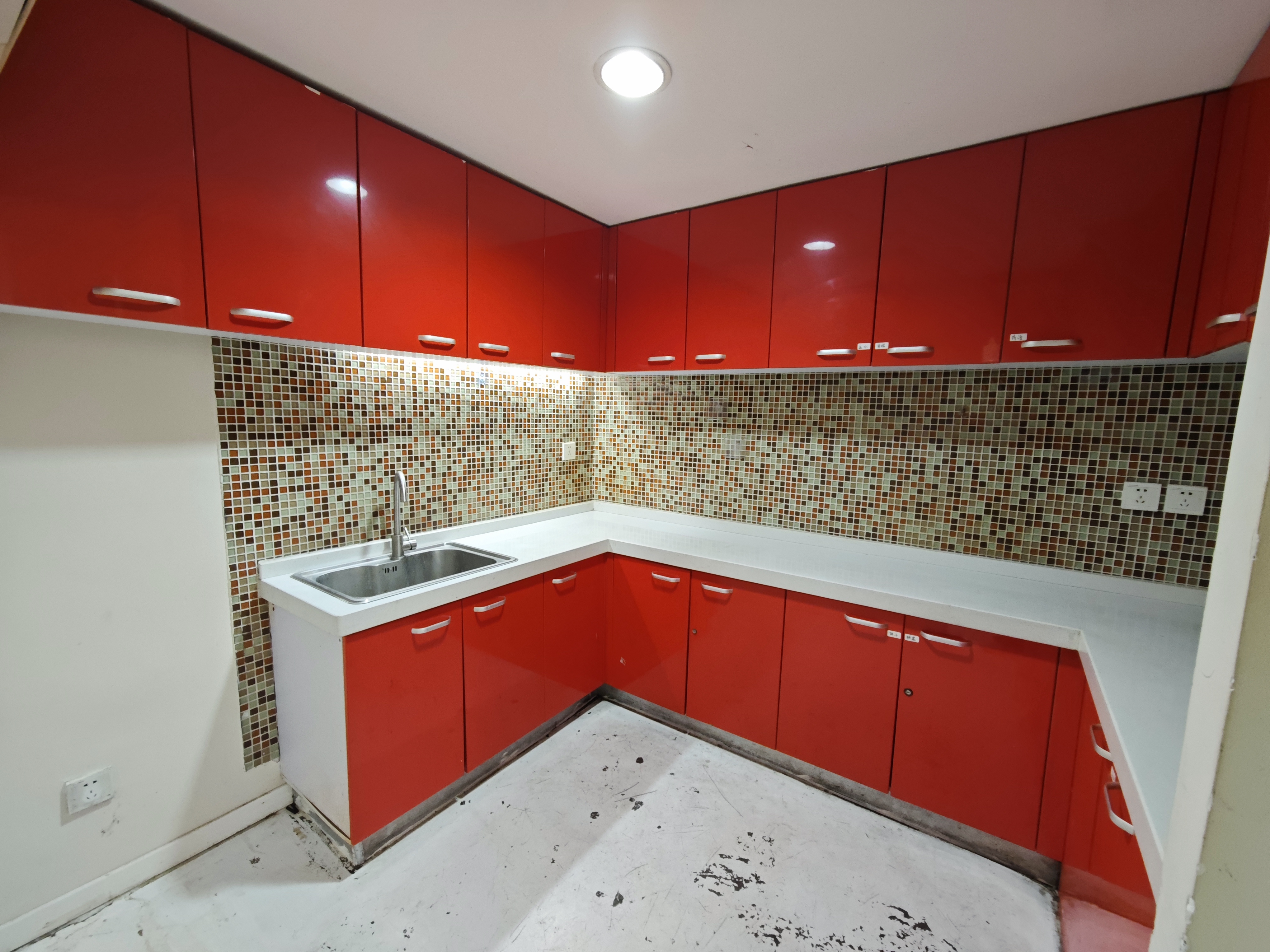 曹杨尚诚国际173平米写字楼出租