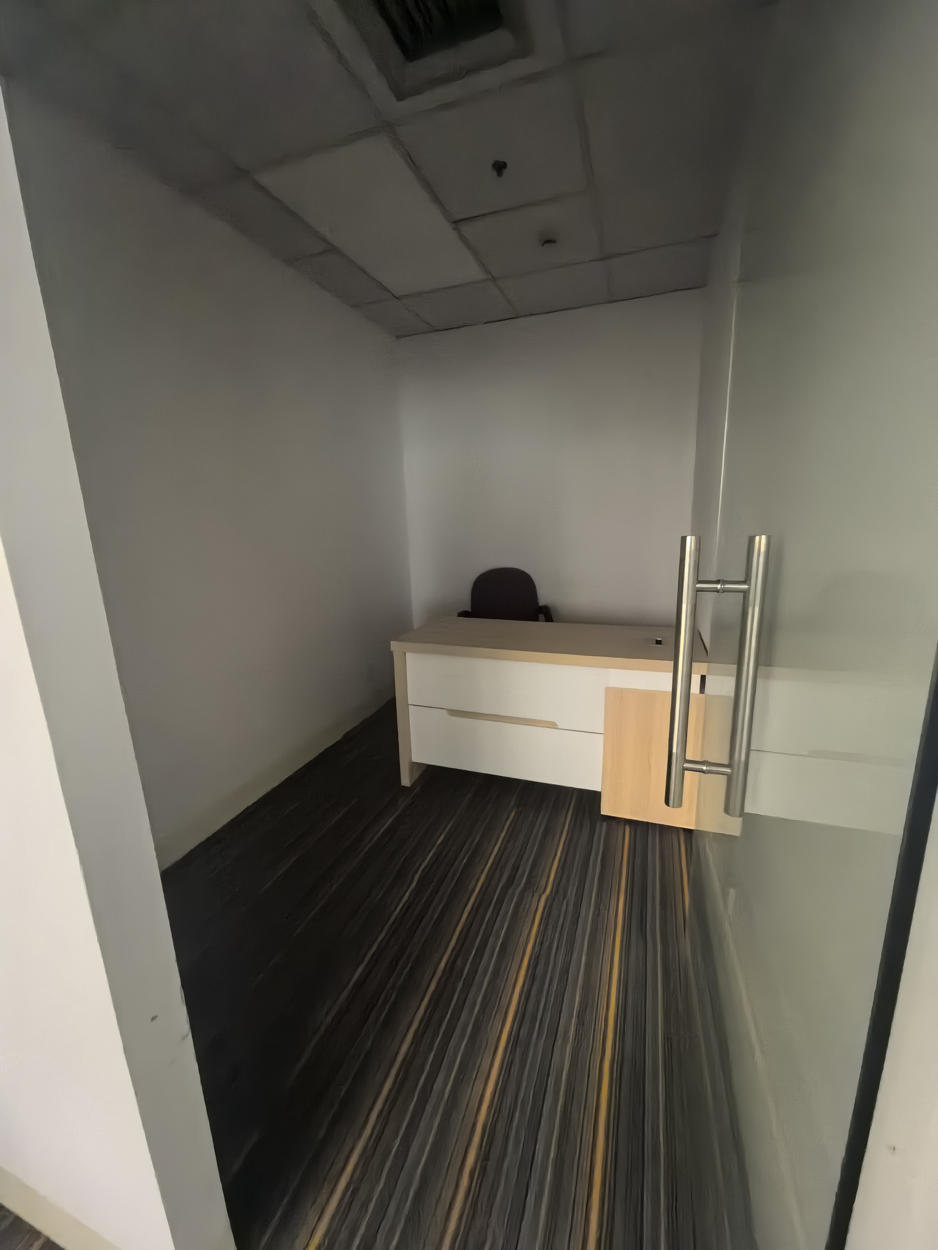 淮海中路恒积大厦127平米写字楼出租