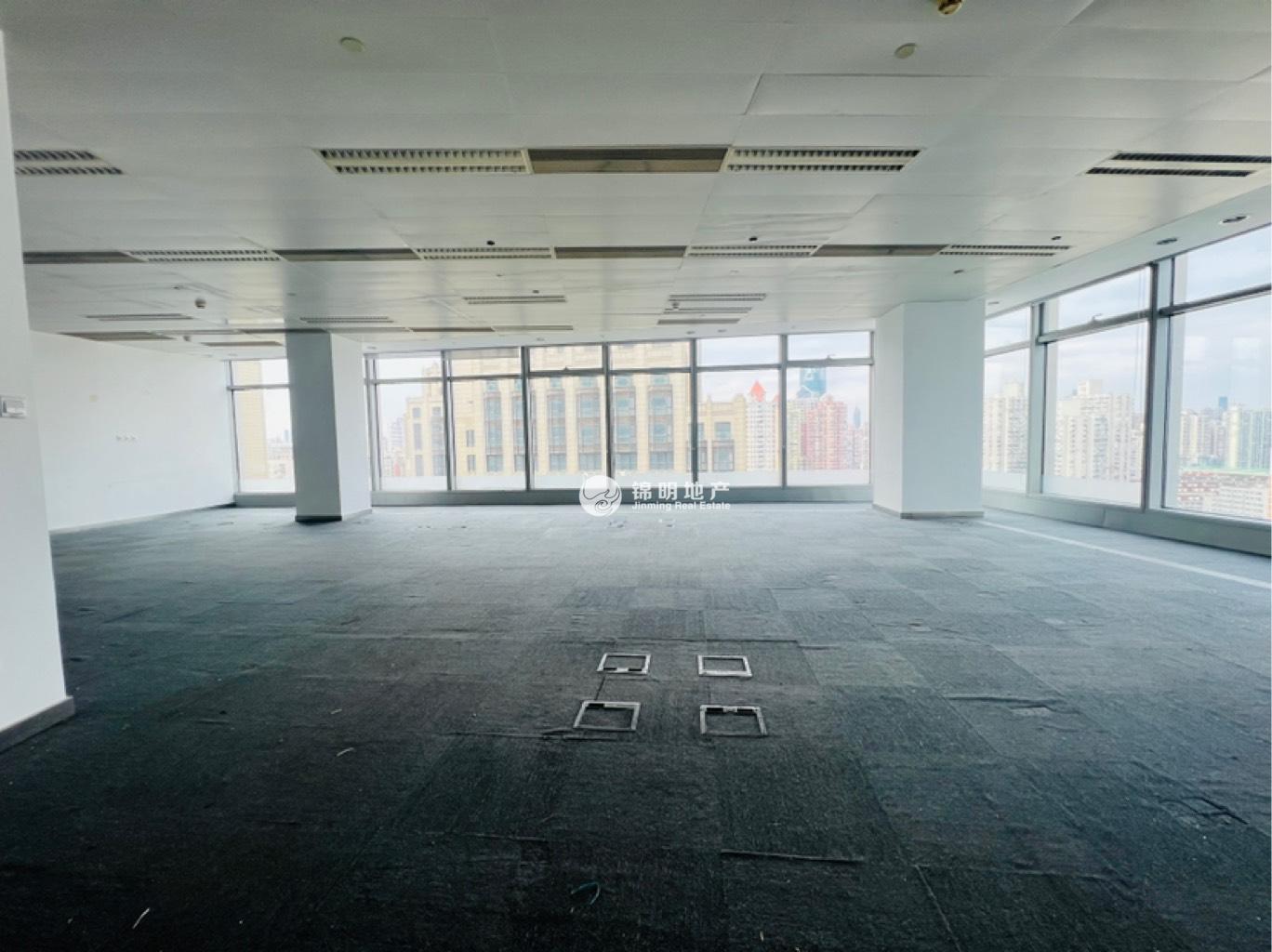 世博滨江绿地海外滩188平米写字楼出租