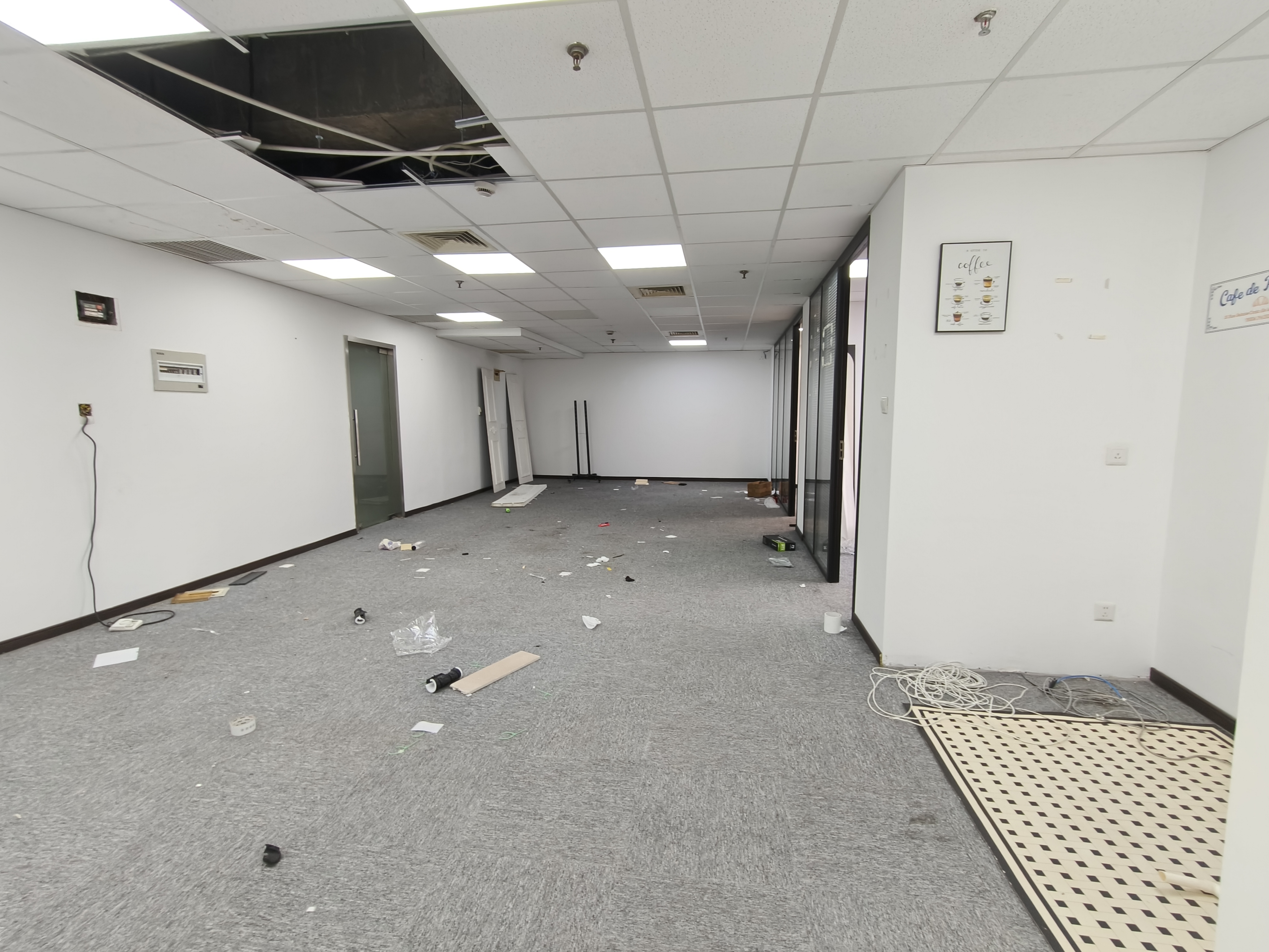 虹桥东方世纪大厦206平米写字楼出租