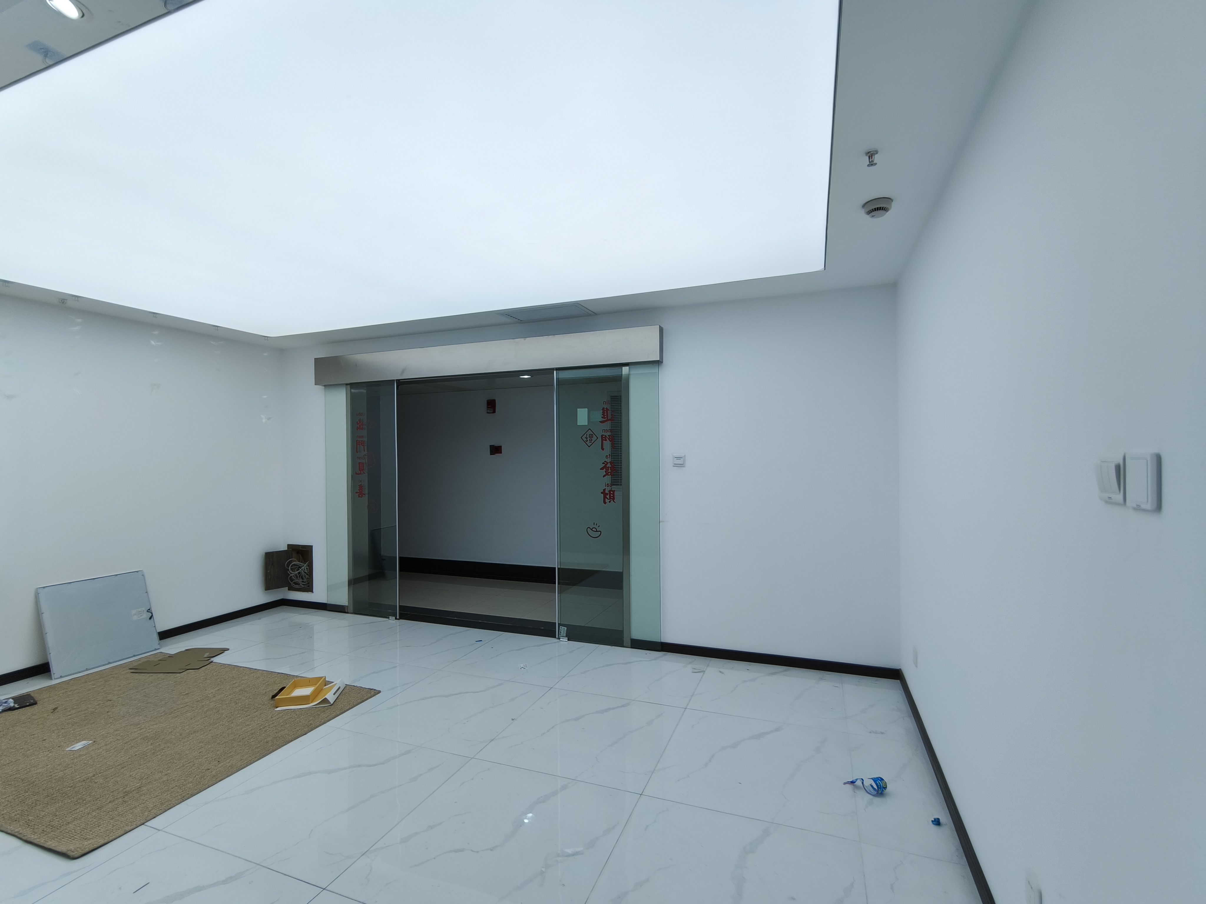 虹桥东方世纪大厦206平米写字楼出租