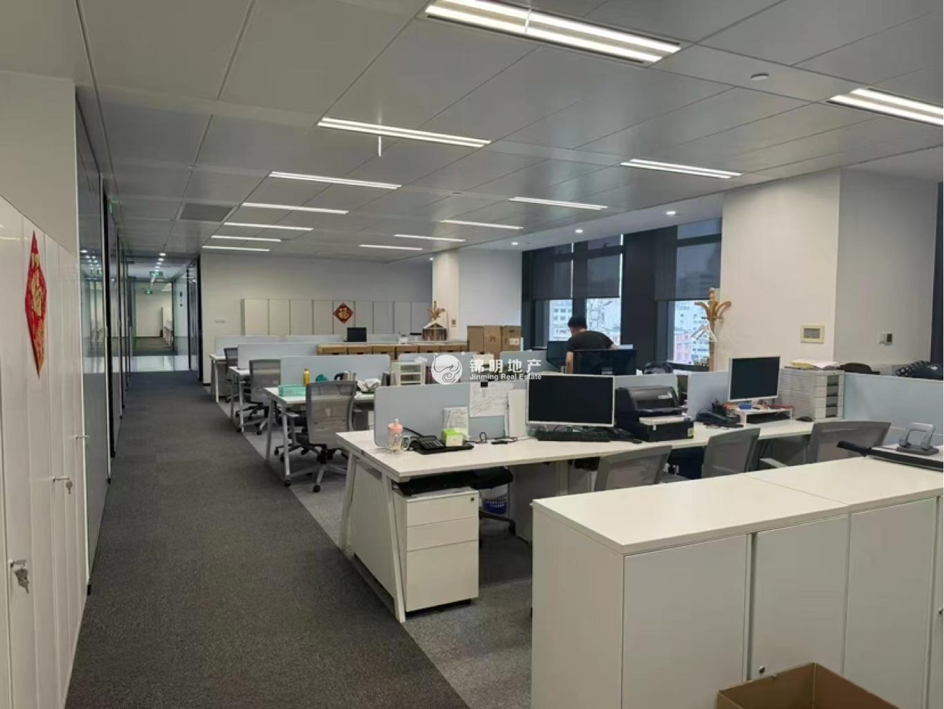 四川北路中美信托金融大厦404平米写字楼出租