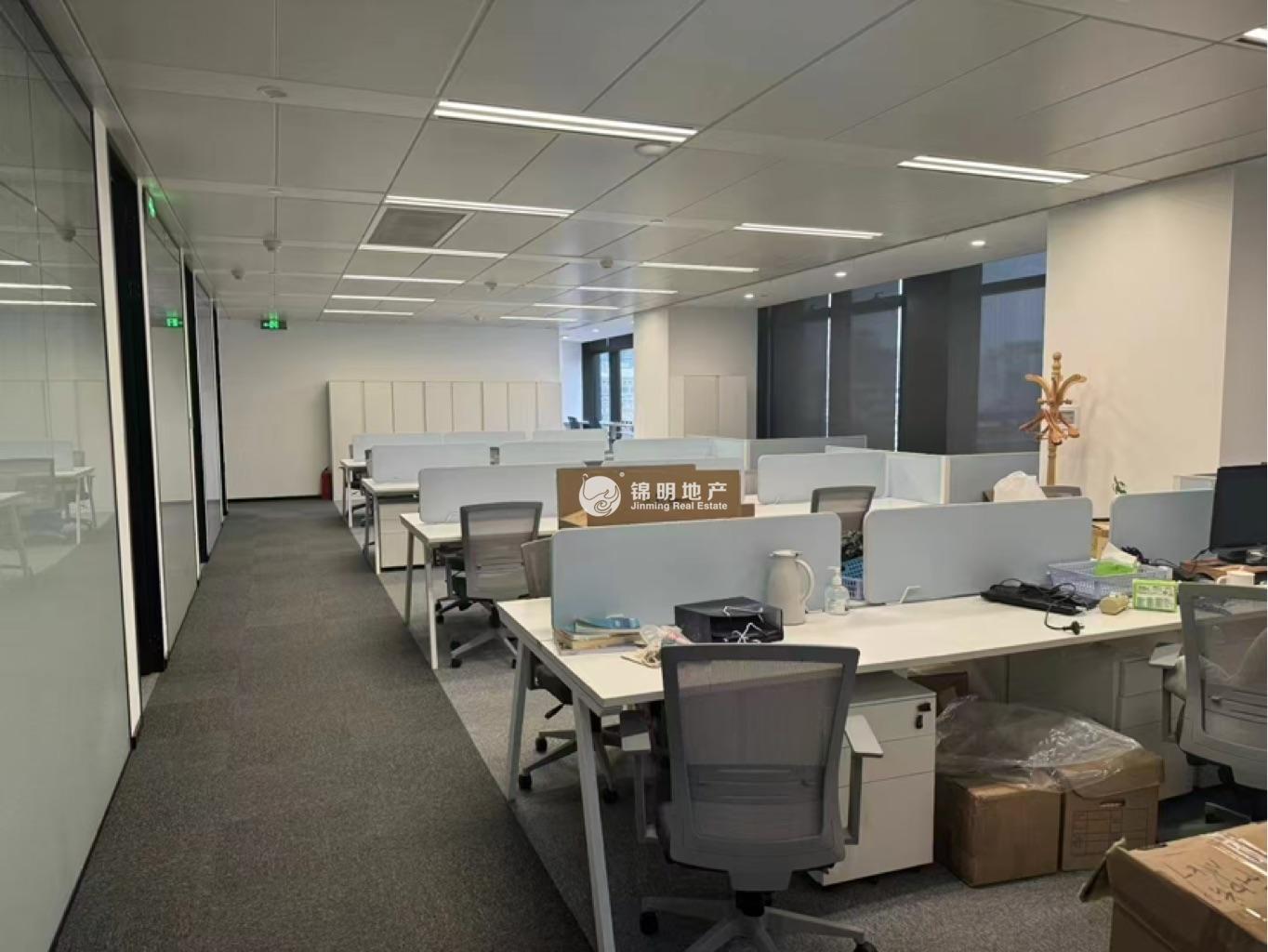 四川北路中美信托金融大厦554平米写字楼出租