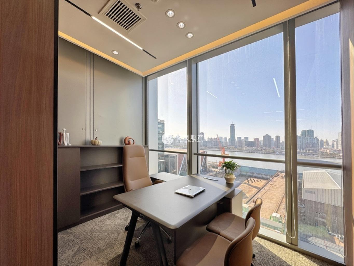 四川北路中美信托金融大厦682平米写字楼出租