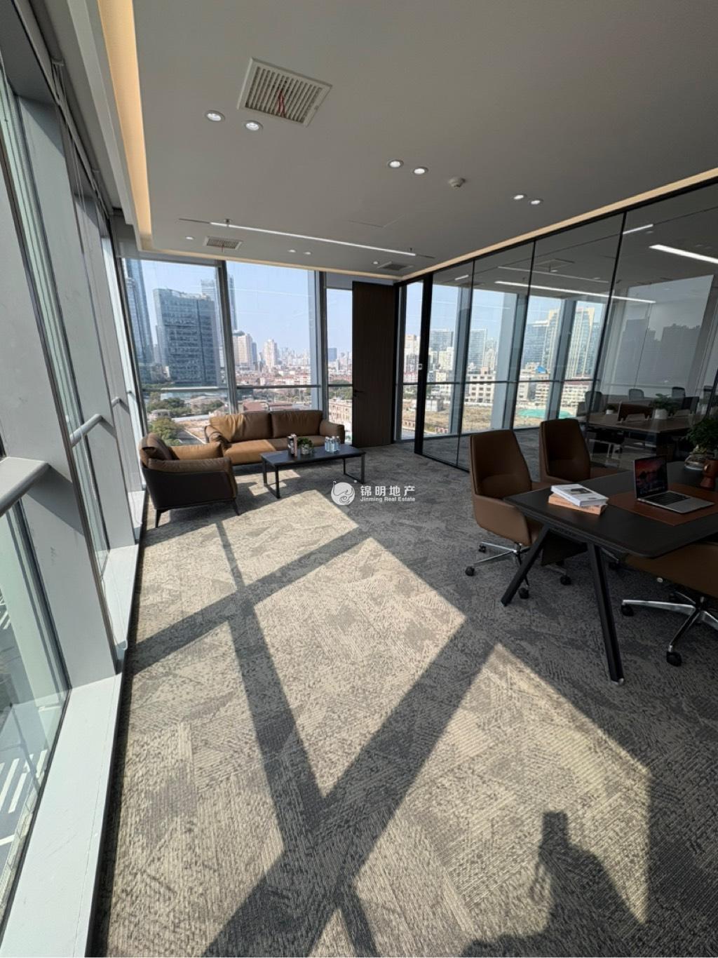 四川北路中美信托金融大厦401平米写字楼出租