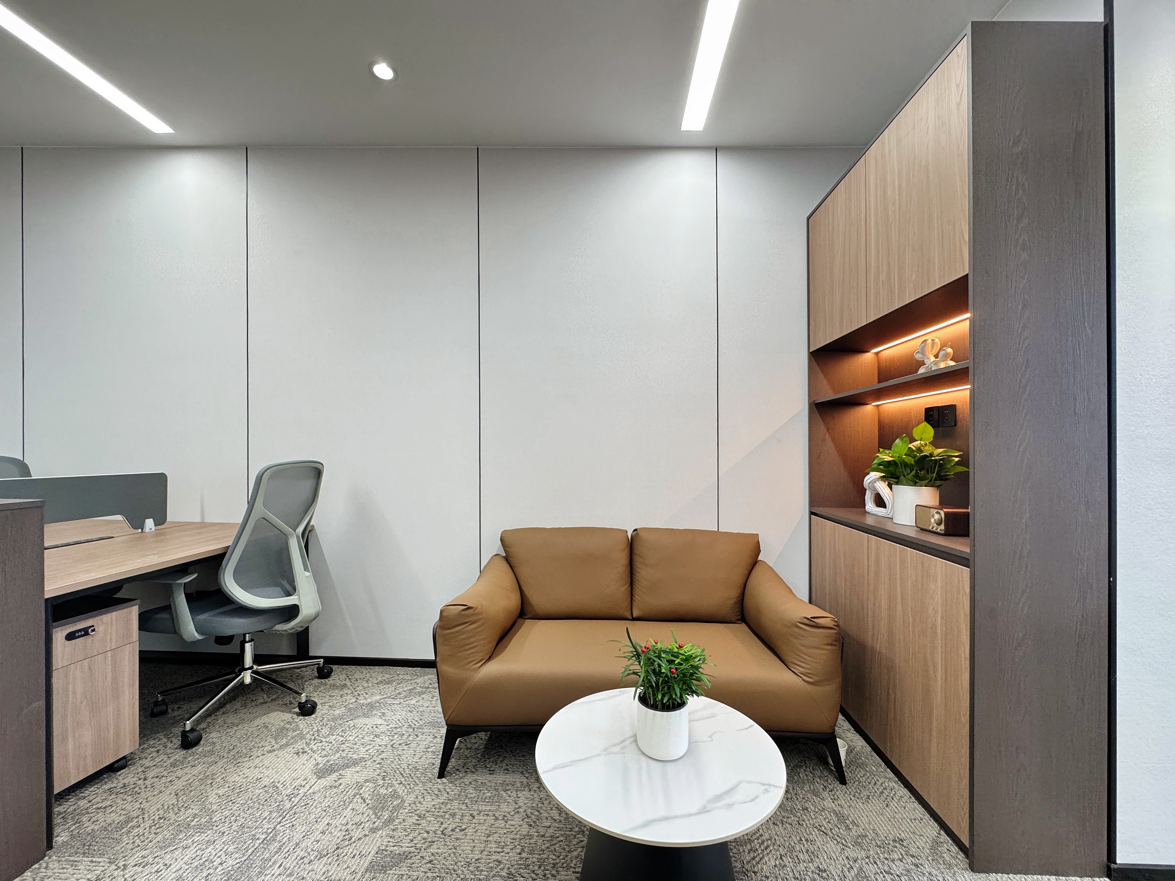 东外滩中交滨江广场212平米写字楼出租