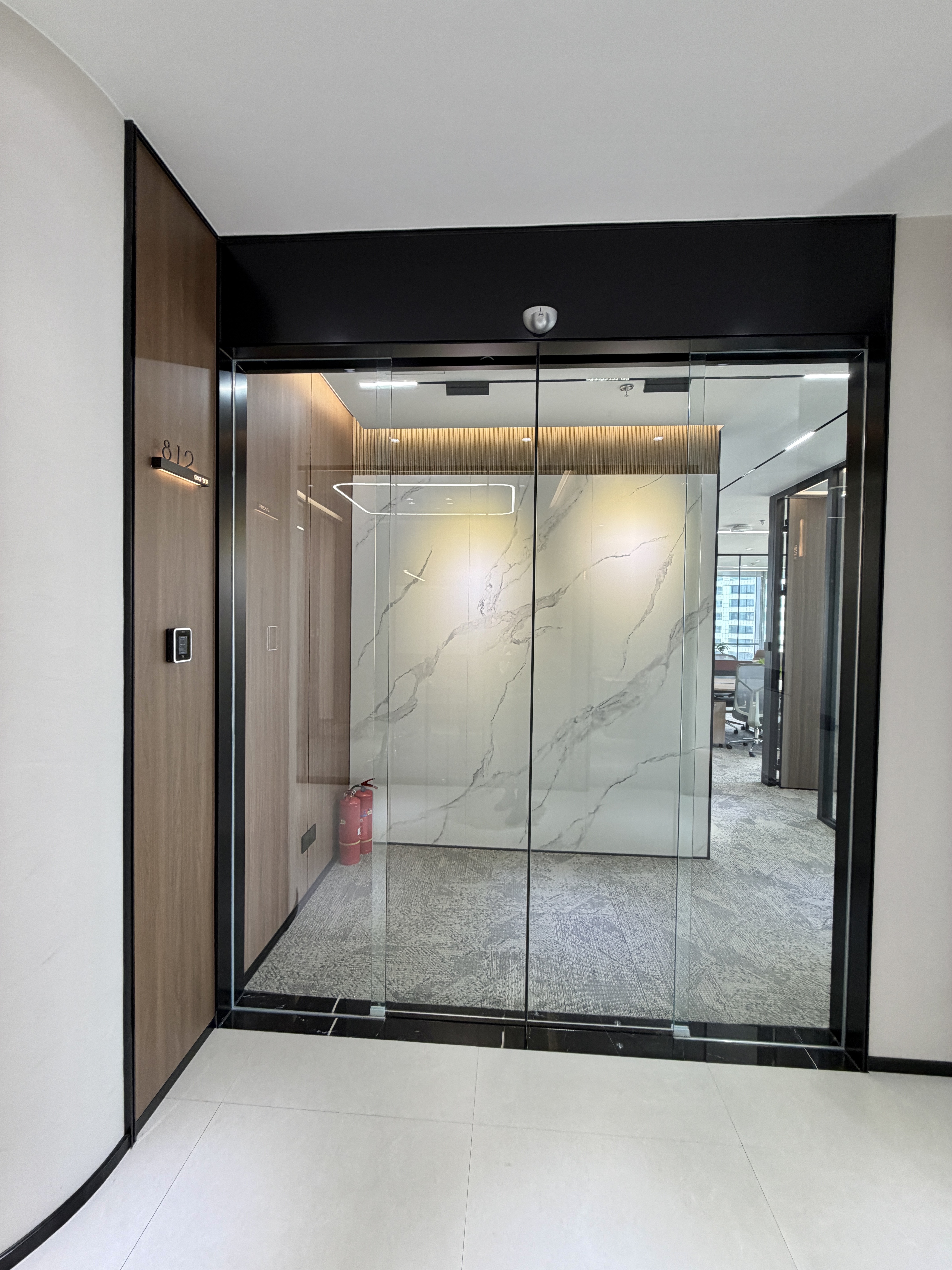 东外滩中交滨江广场71平米写字楼出租