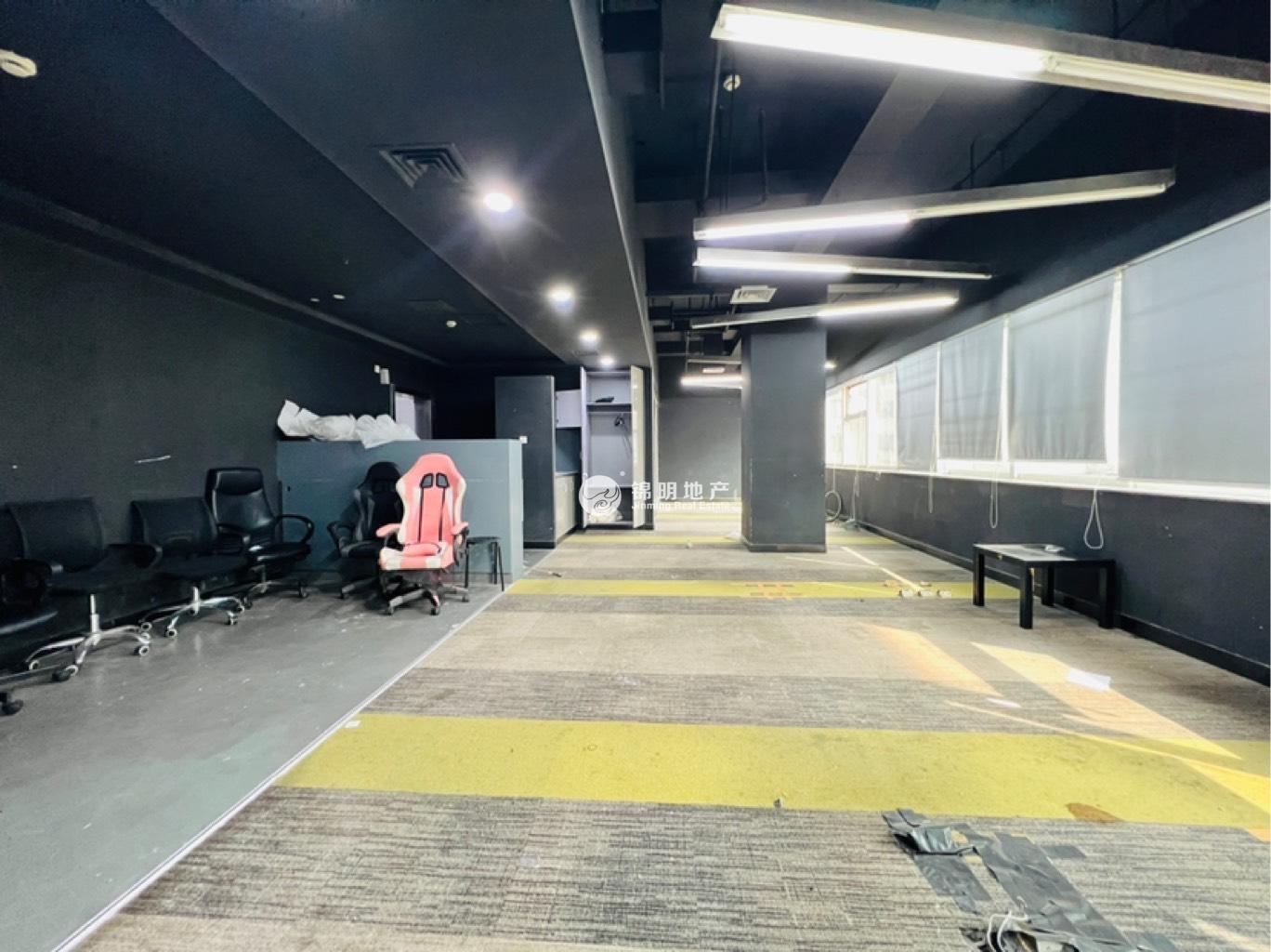 打浦桥海丽大厦146平米写字楼出租