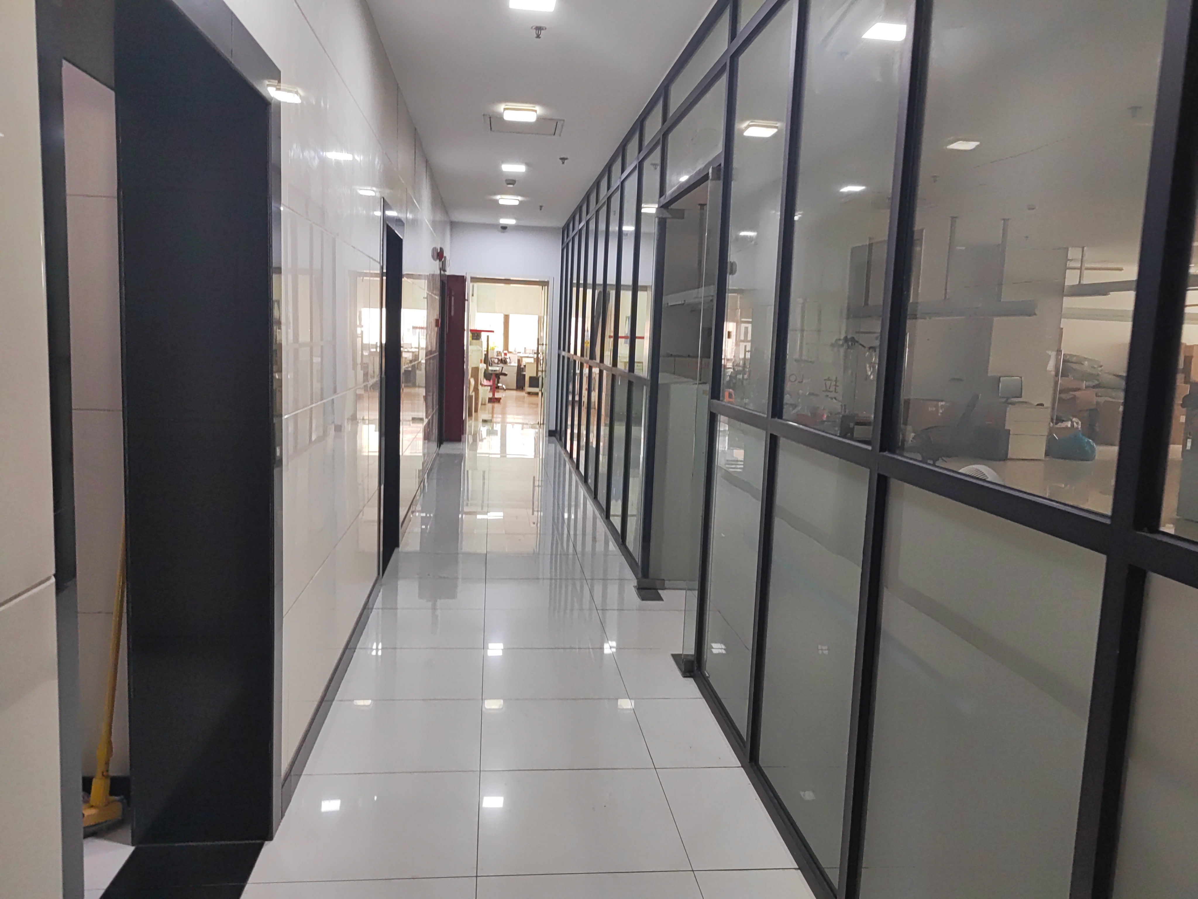 不夜城云华科技大厦1278平米写字楼出售