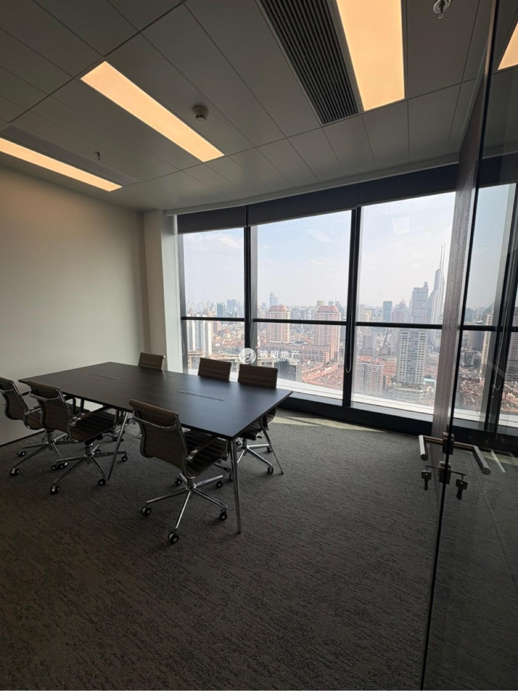 北外滩金茂北外滩368平米写字楼出租