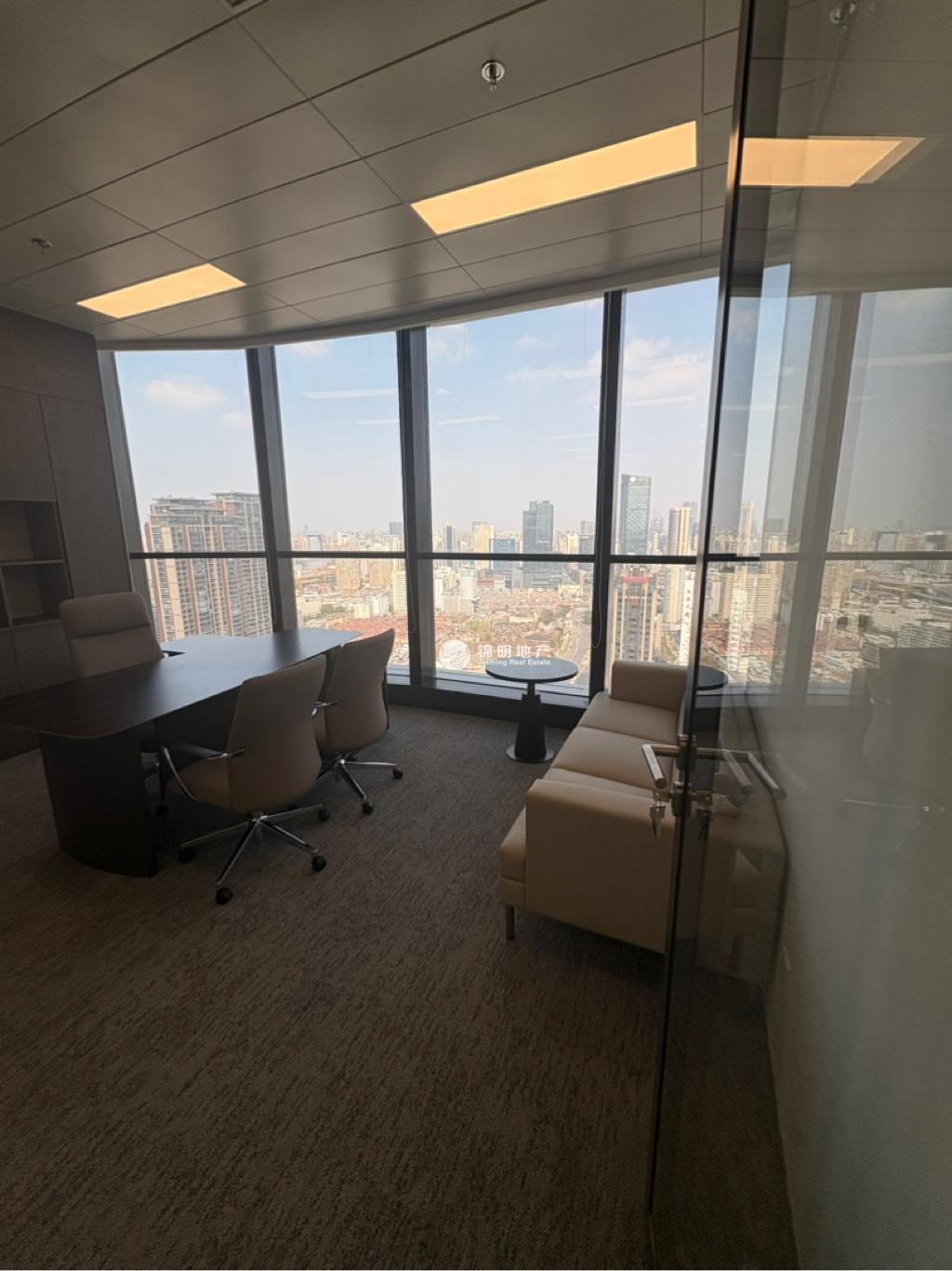 北外滩金茂北外滩130平米写字楼出租