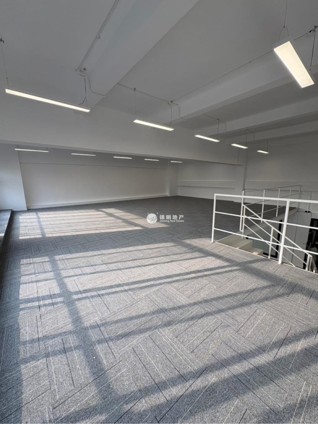 控江路互联宝地园83平米写字楼出租