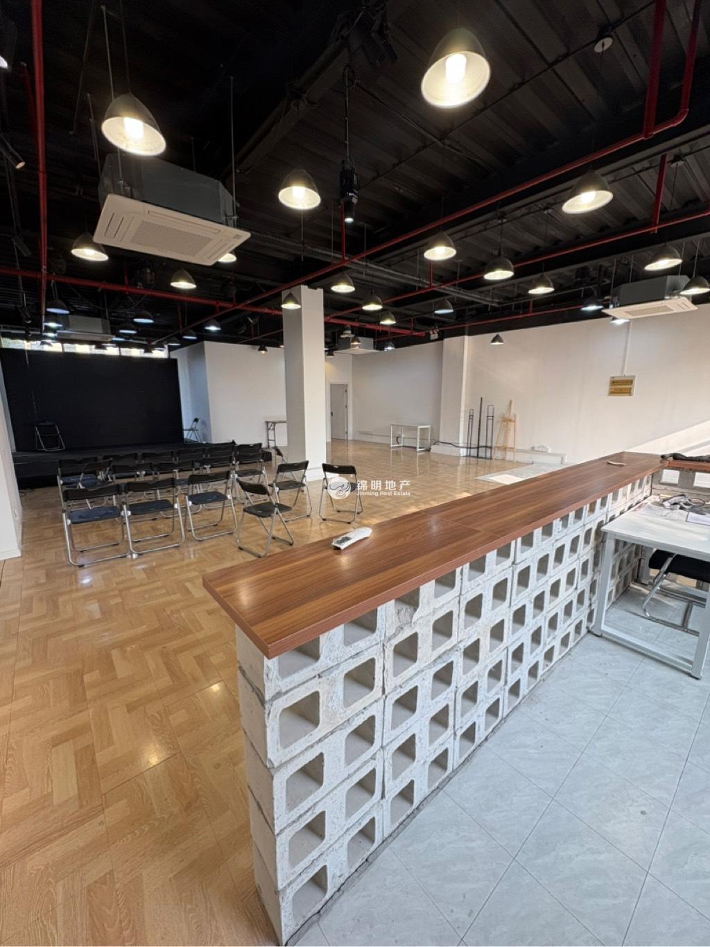 控江路互联宝地园173平米写字楼出租