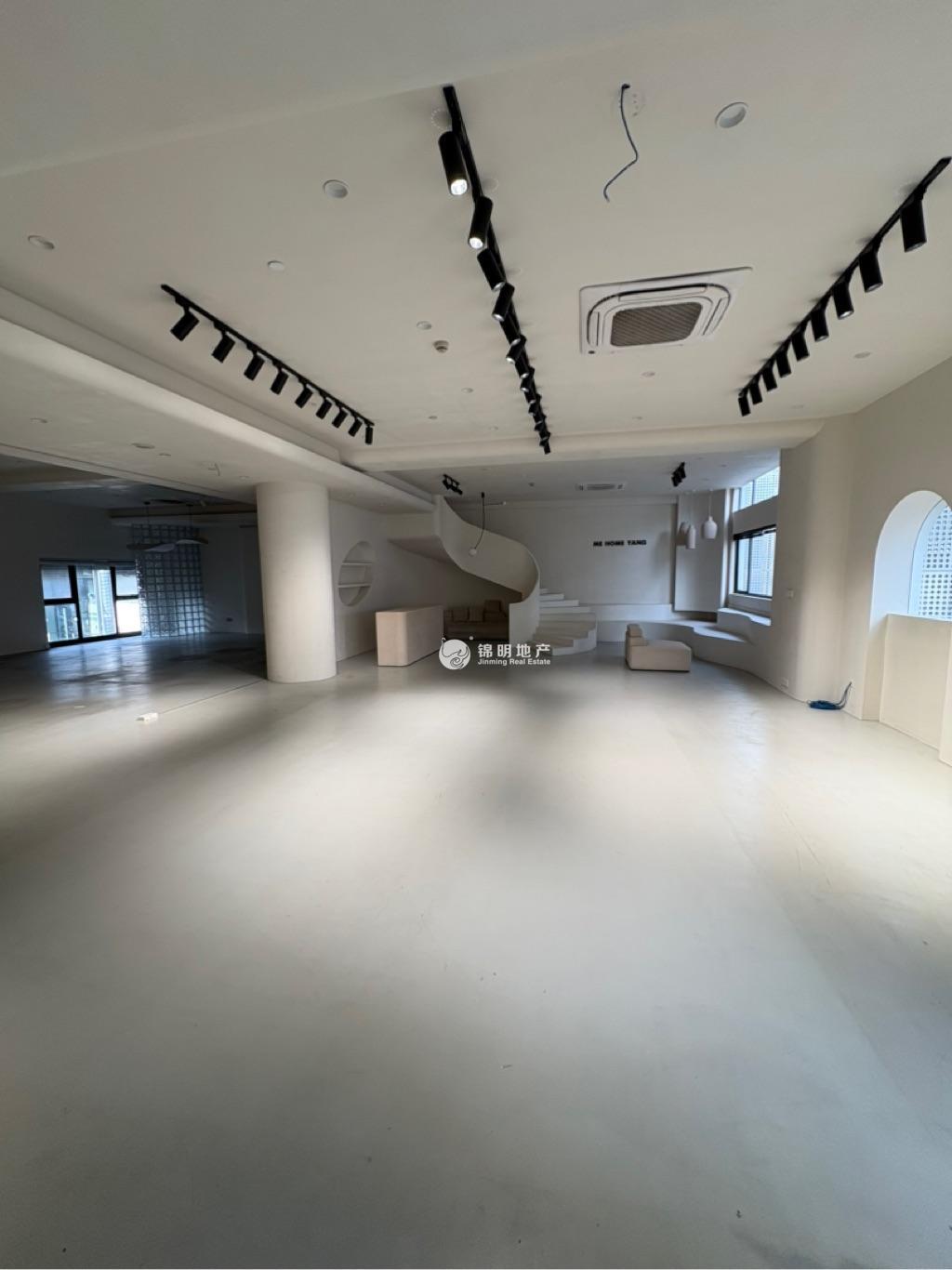 控江路互联宝地园269平米写字楼出租