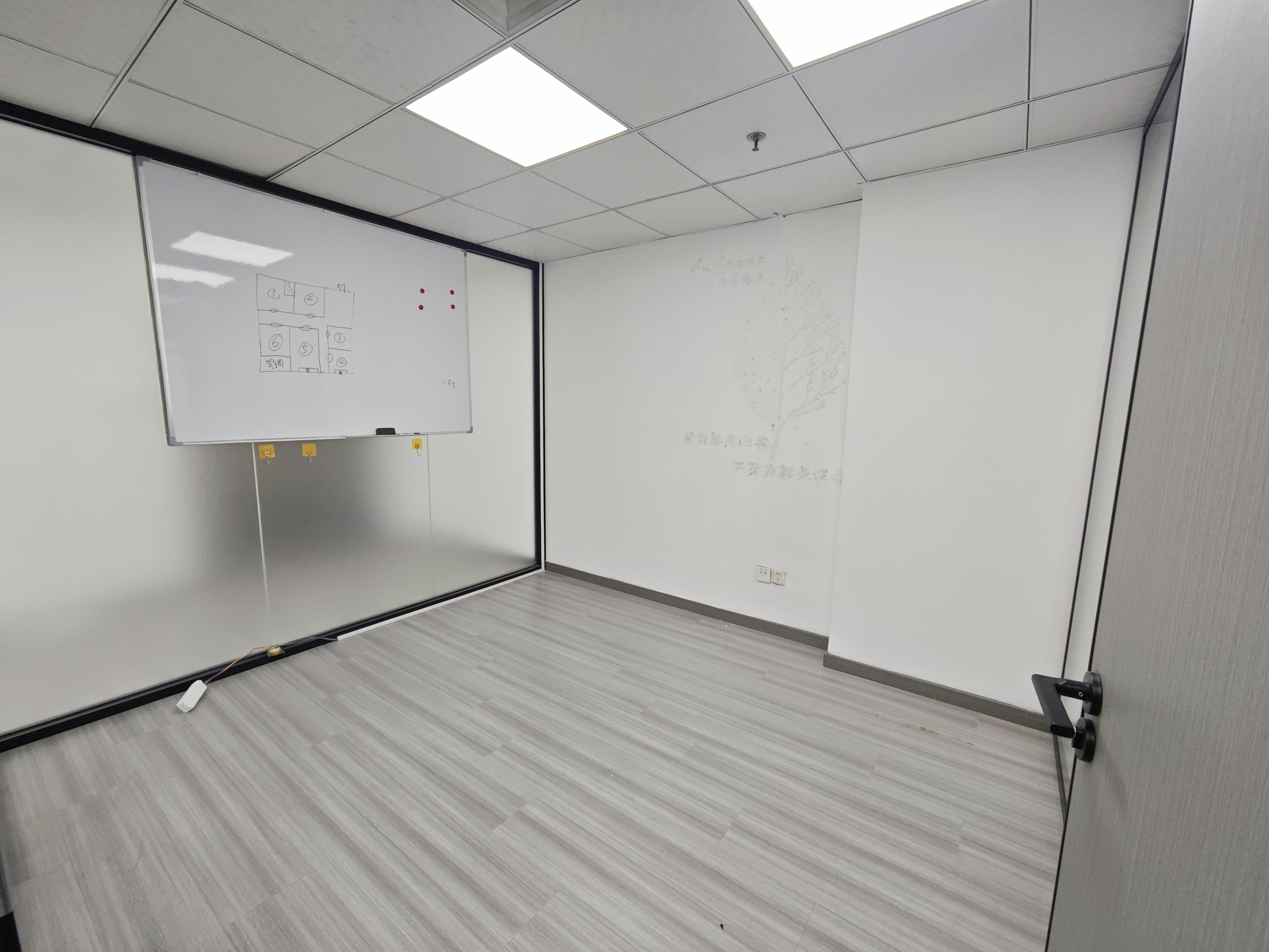 曹杨绿地科创大厦100平米写字楼出租