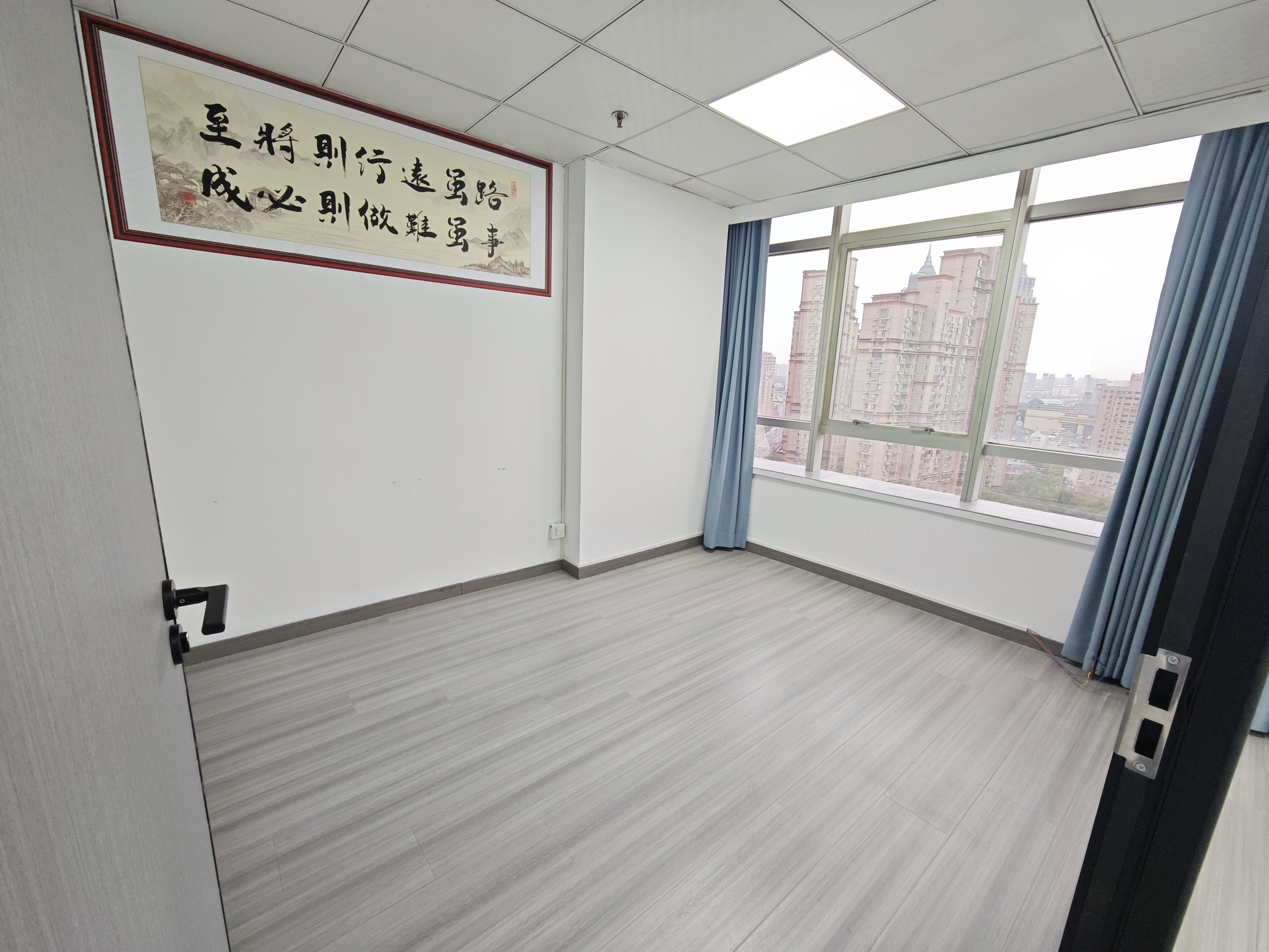 曹杨绿地科创大厦100平米写字楼出租