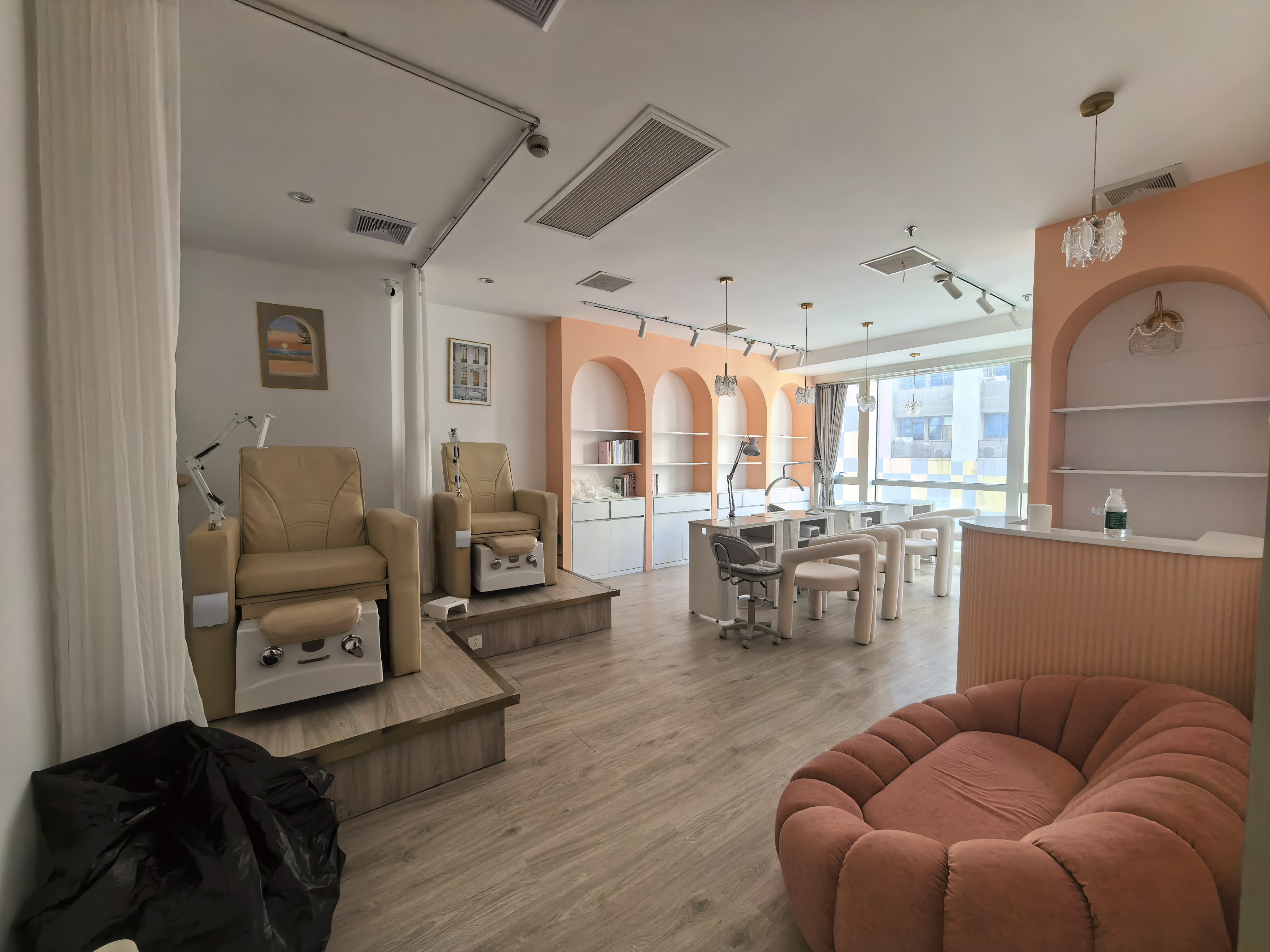 长寿路财富时代大厦54平米写字楼出租