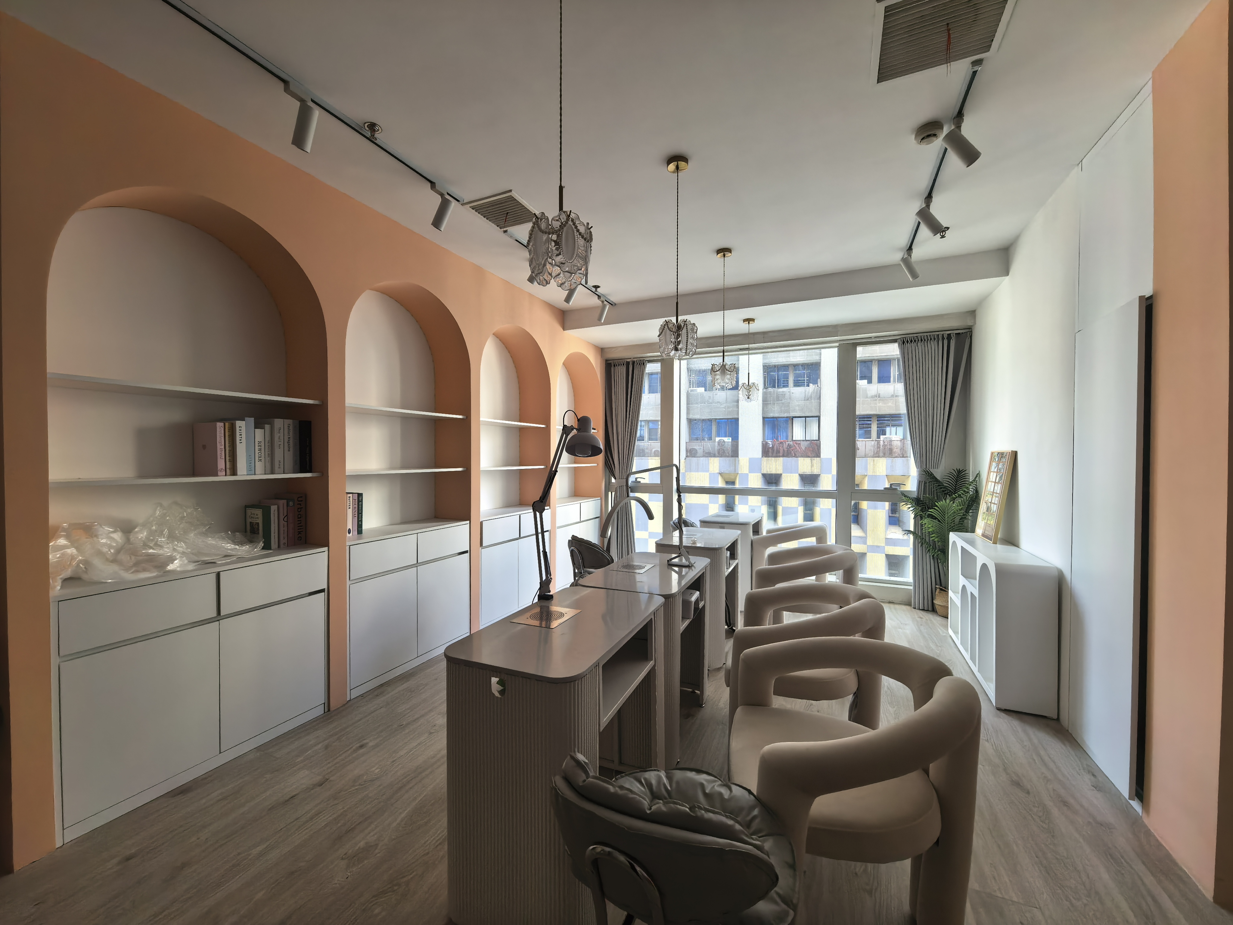 长寿路财富时代大厦54平米写字楼出租