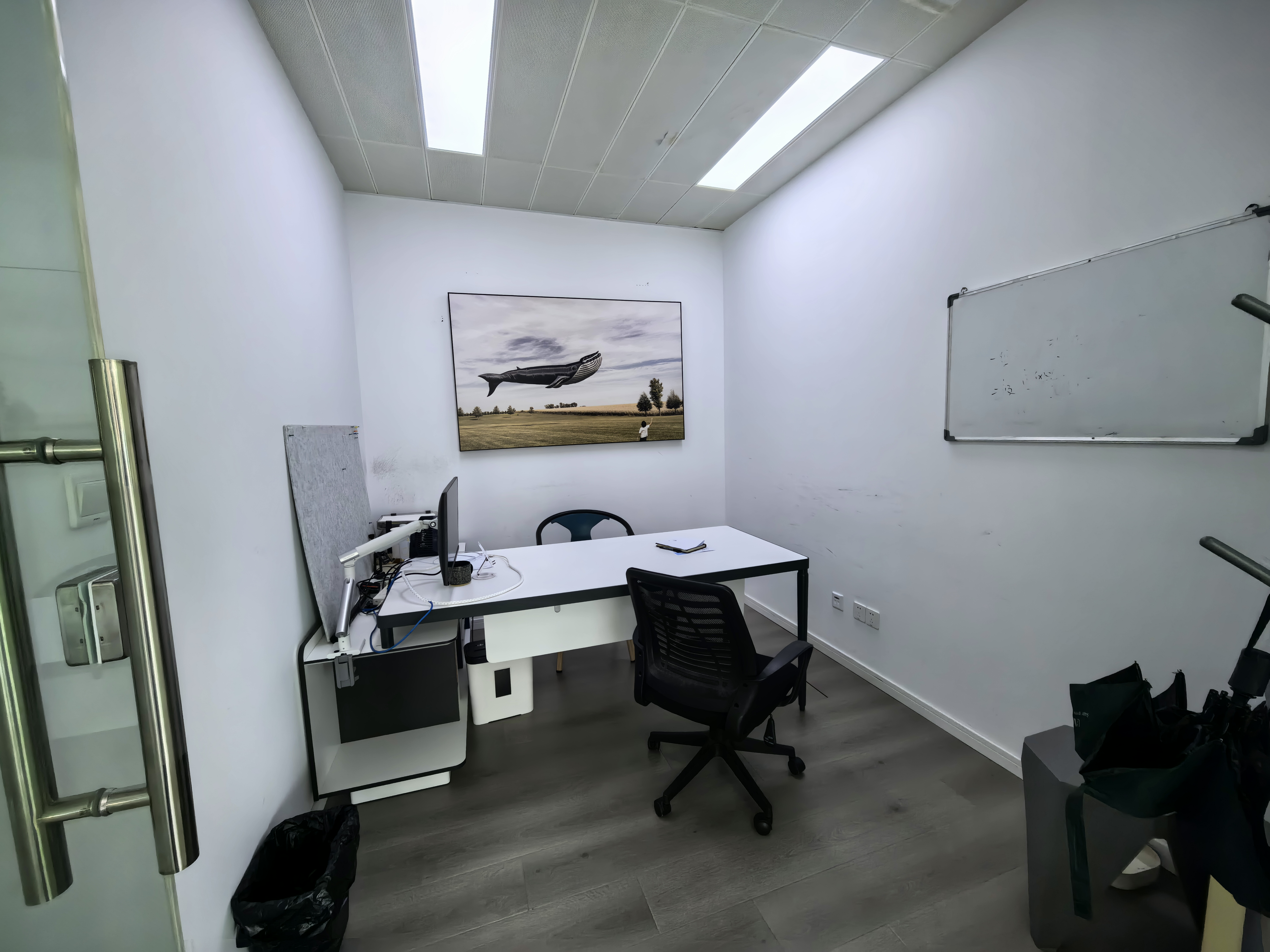 曹杨长城大厦113平米写字楼出租