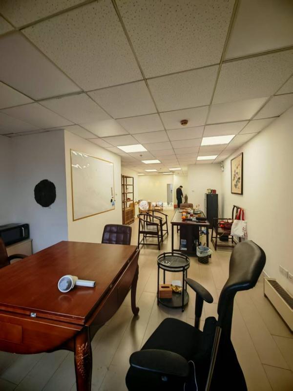 徐家汇圣爱大厦70平米写字楼出租