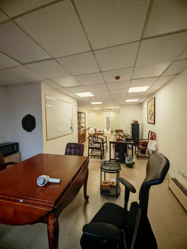 徐家汇圣爱大厦70平米写字楼出租