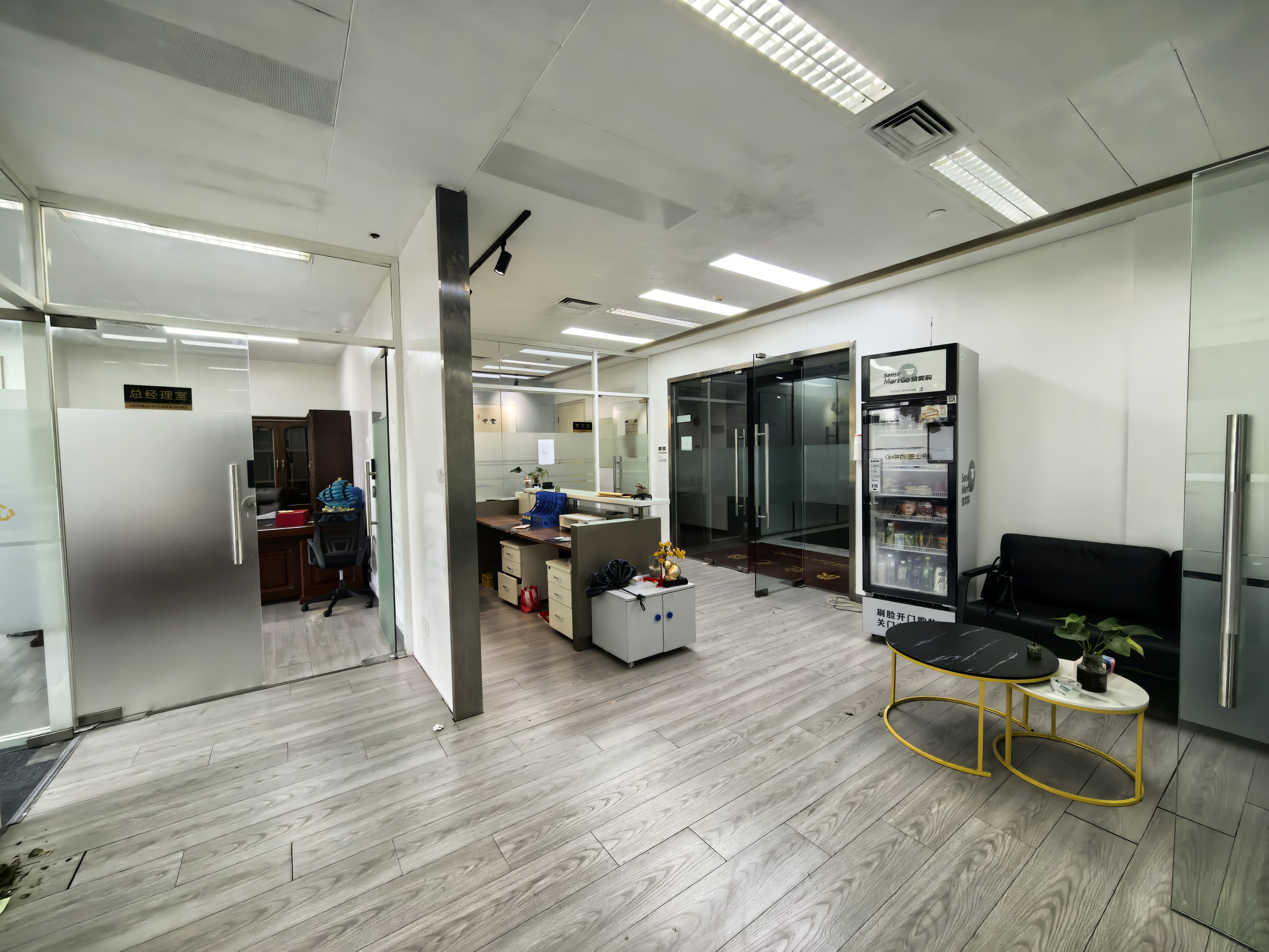 曹杨长城大厦116平米写字楼出租