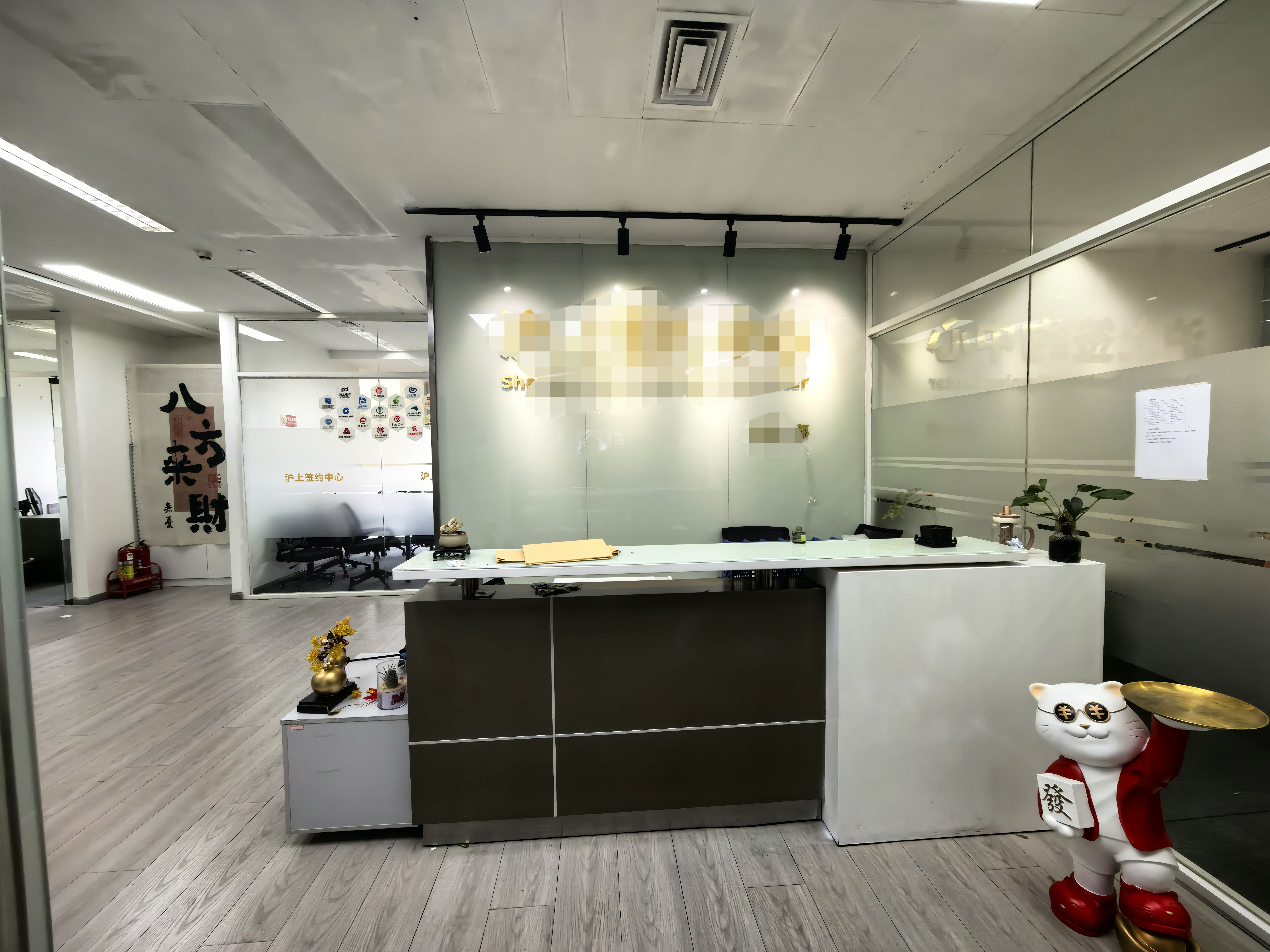 曹杨长城大厦116平米写字楼出租