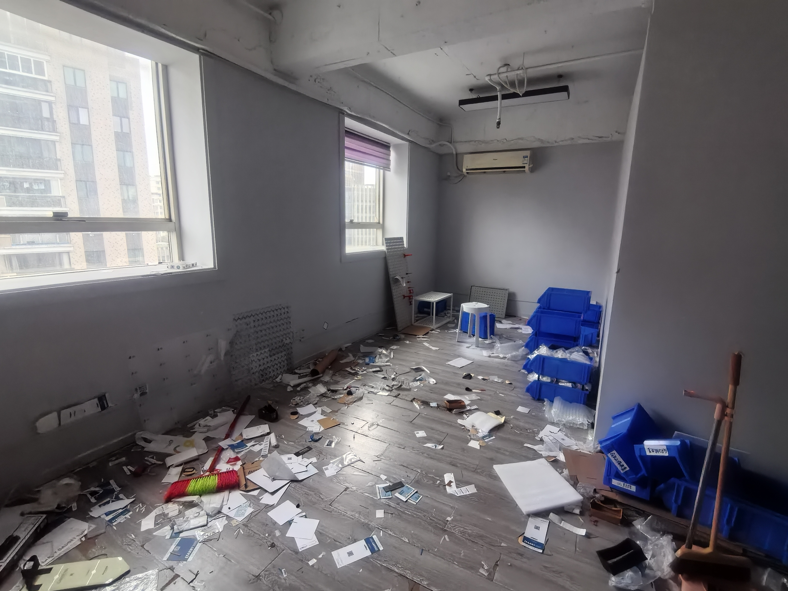 徐家汇汇嘉大厦158平米写字楼出租