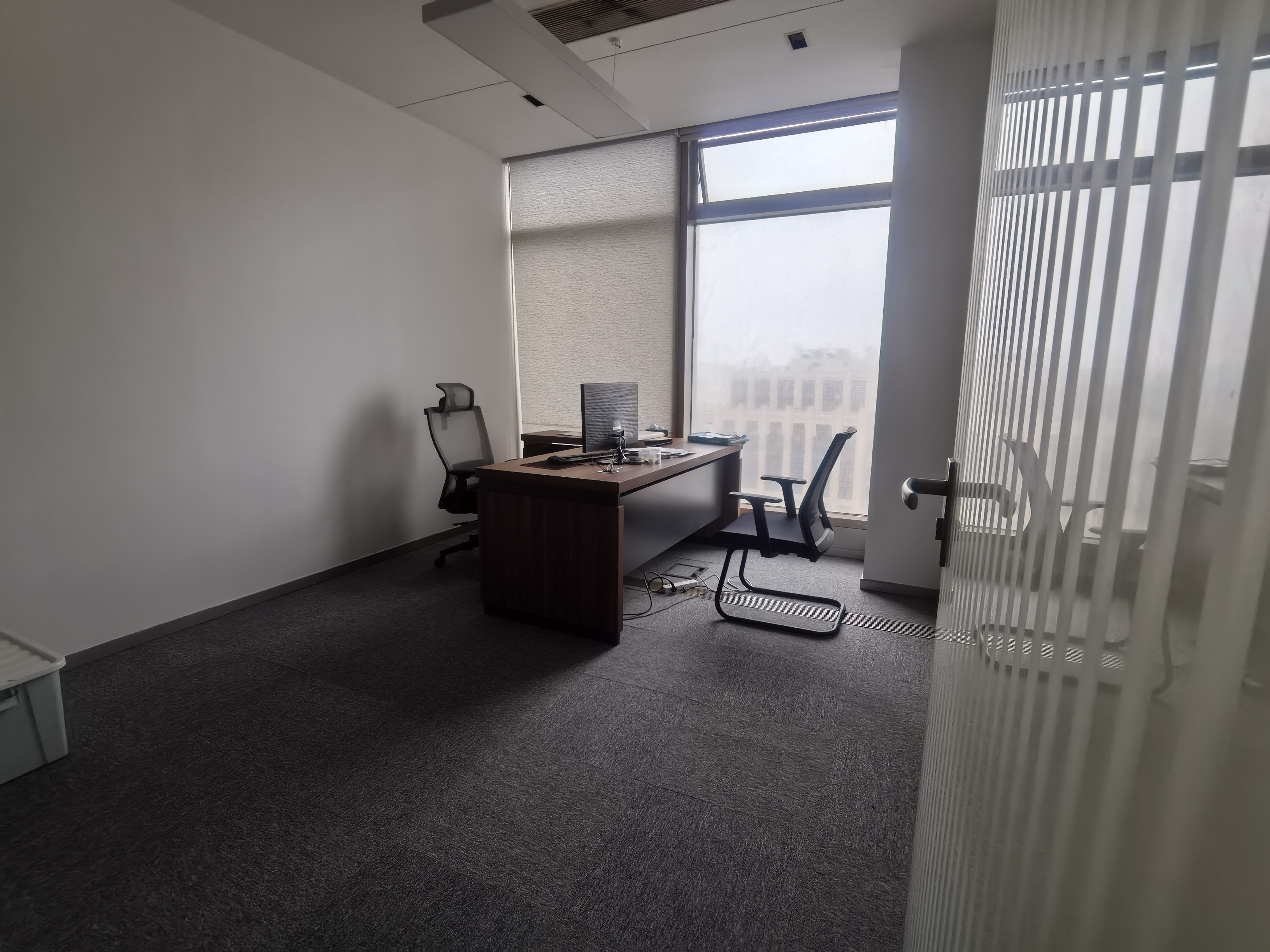 世博滨江绿地海外滩195平米写字楼出租