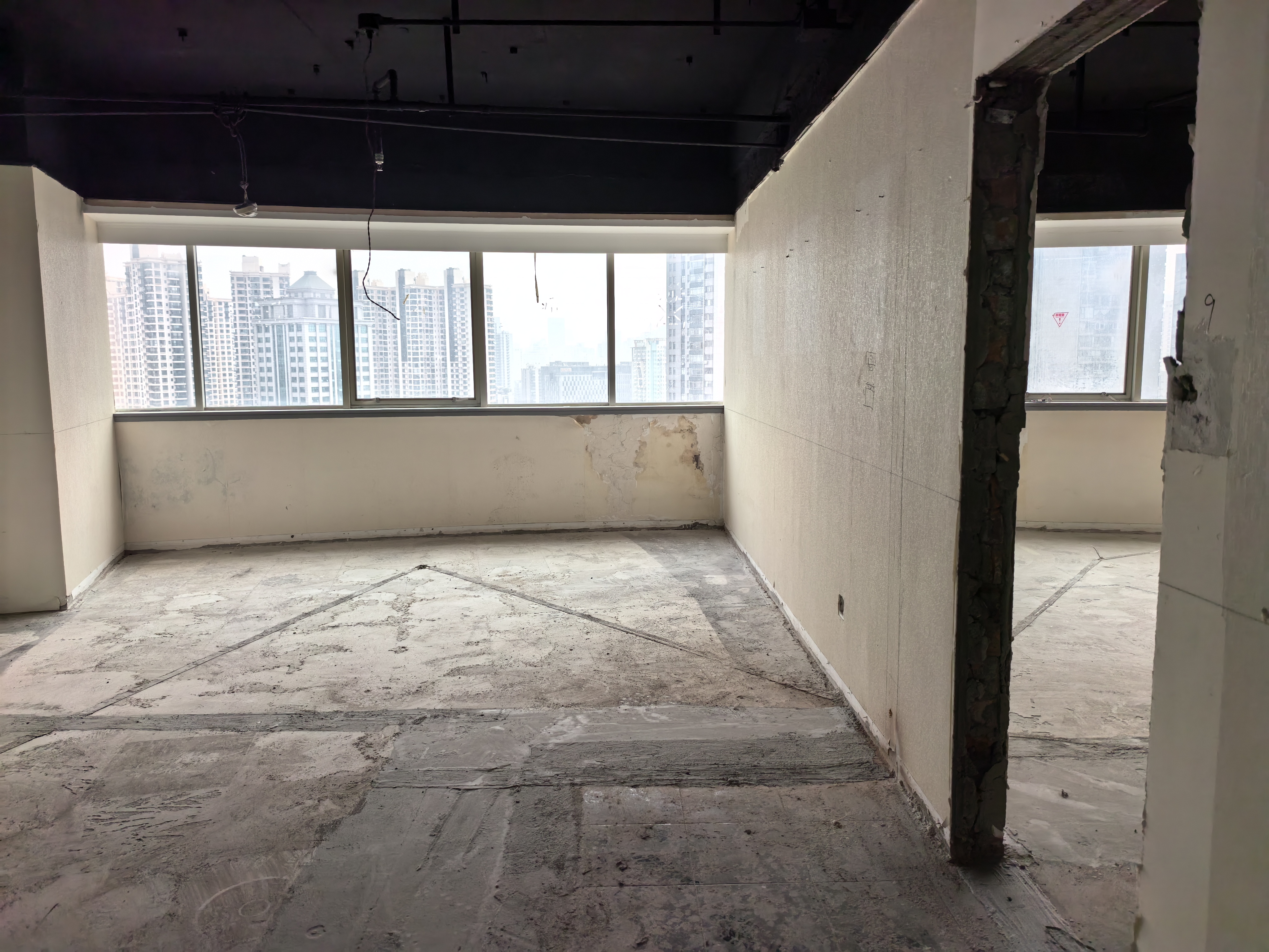 光新华源世界广场961平米写字楼出售