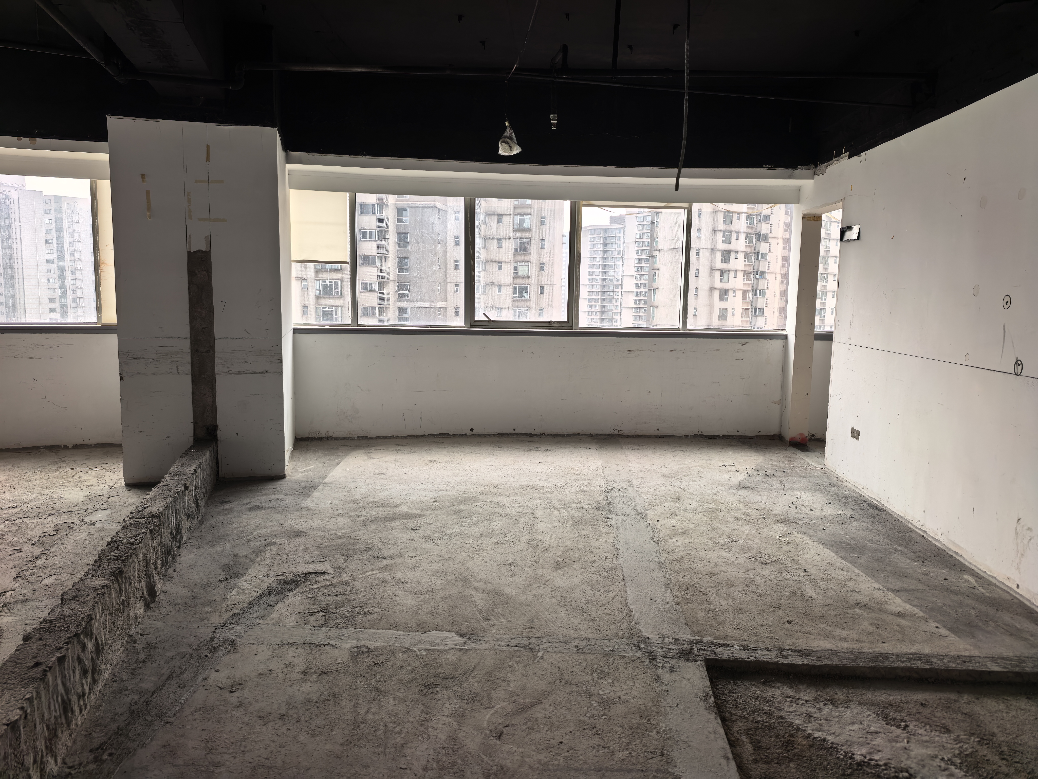 光新华源世界广场961平米写字楼出售