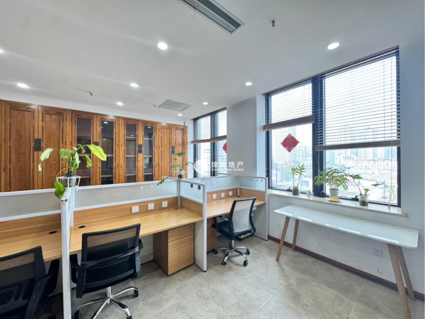 临平路骏丰国际财富广场152平米写字楼出租