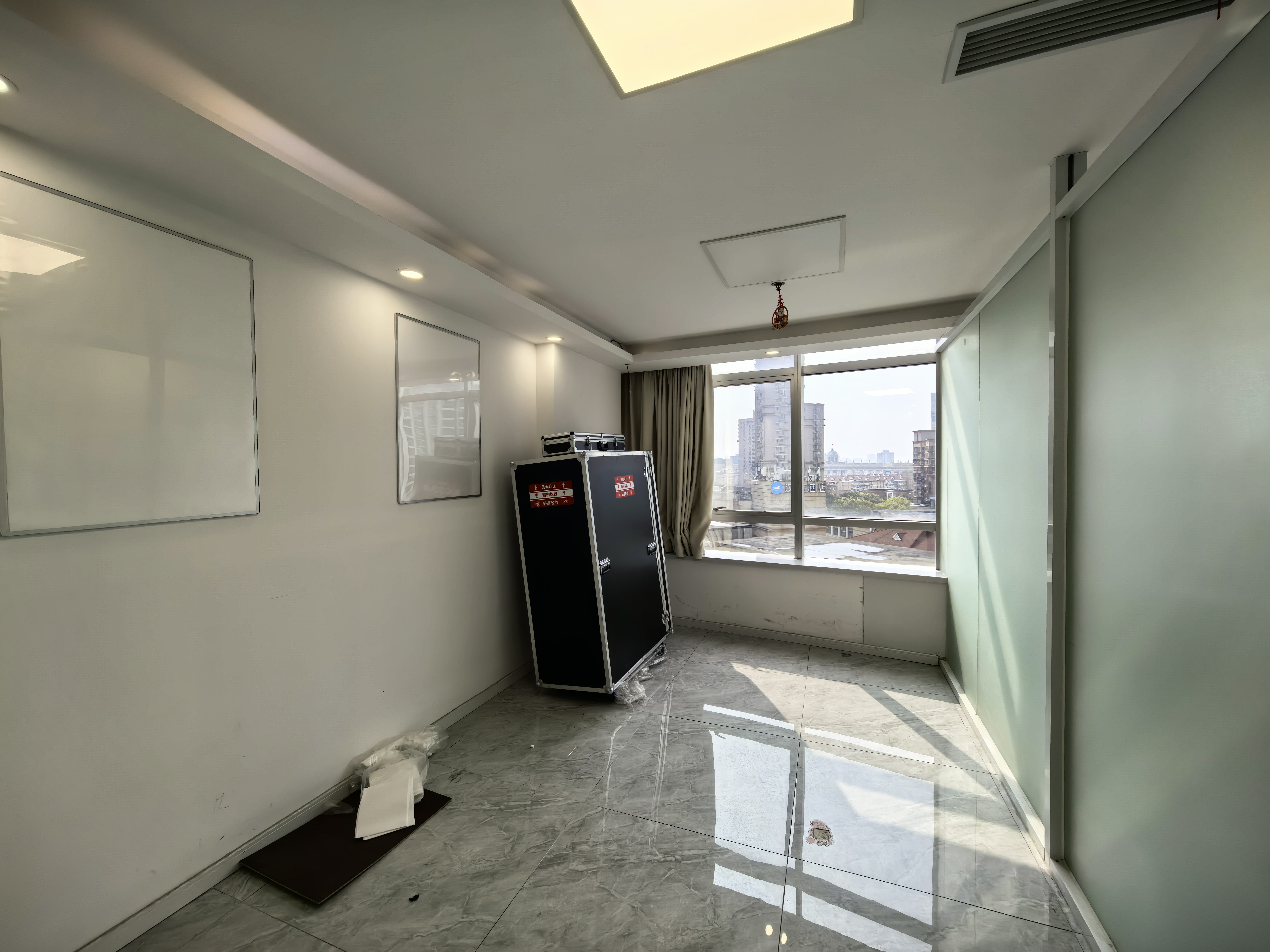 曹杨绿地科创大厦89平米写字楼出租