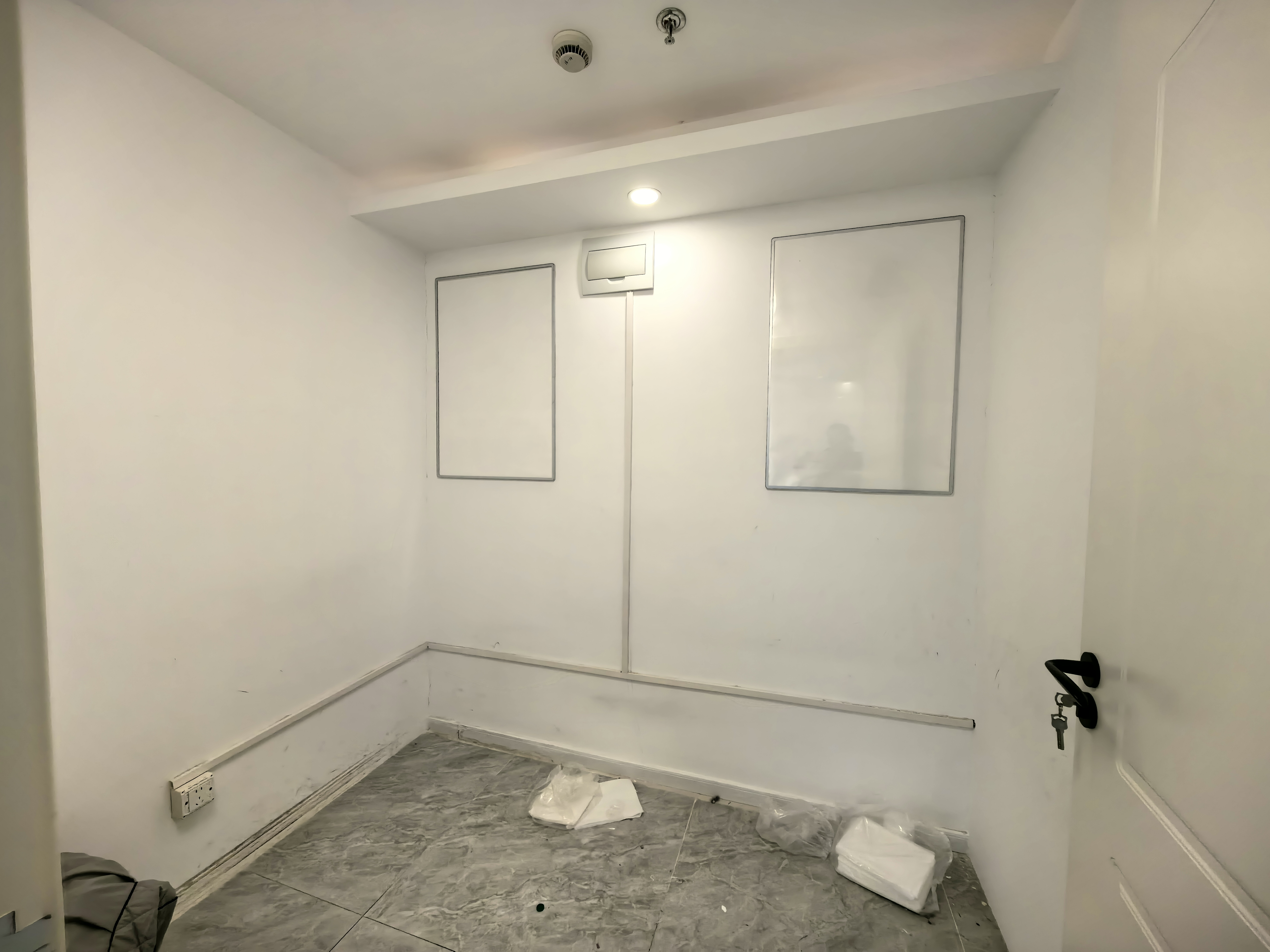 曹杨绿地科创大厦99平米写字楼出租