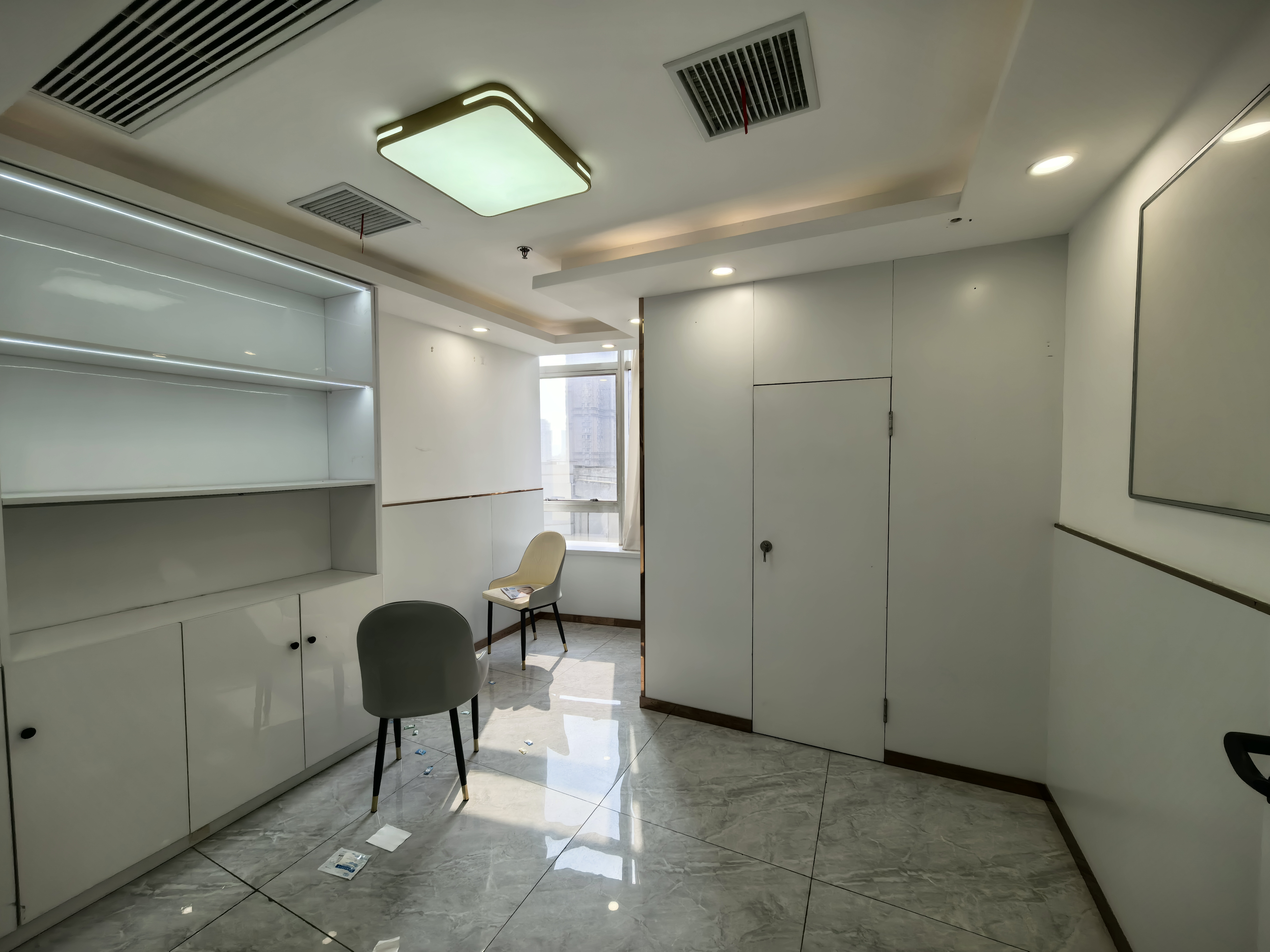 曹杨绿地科创大厦99平米写字楼出租