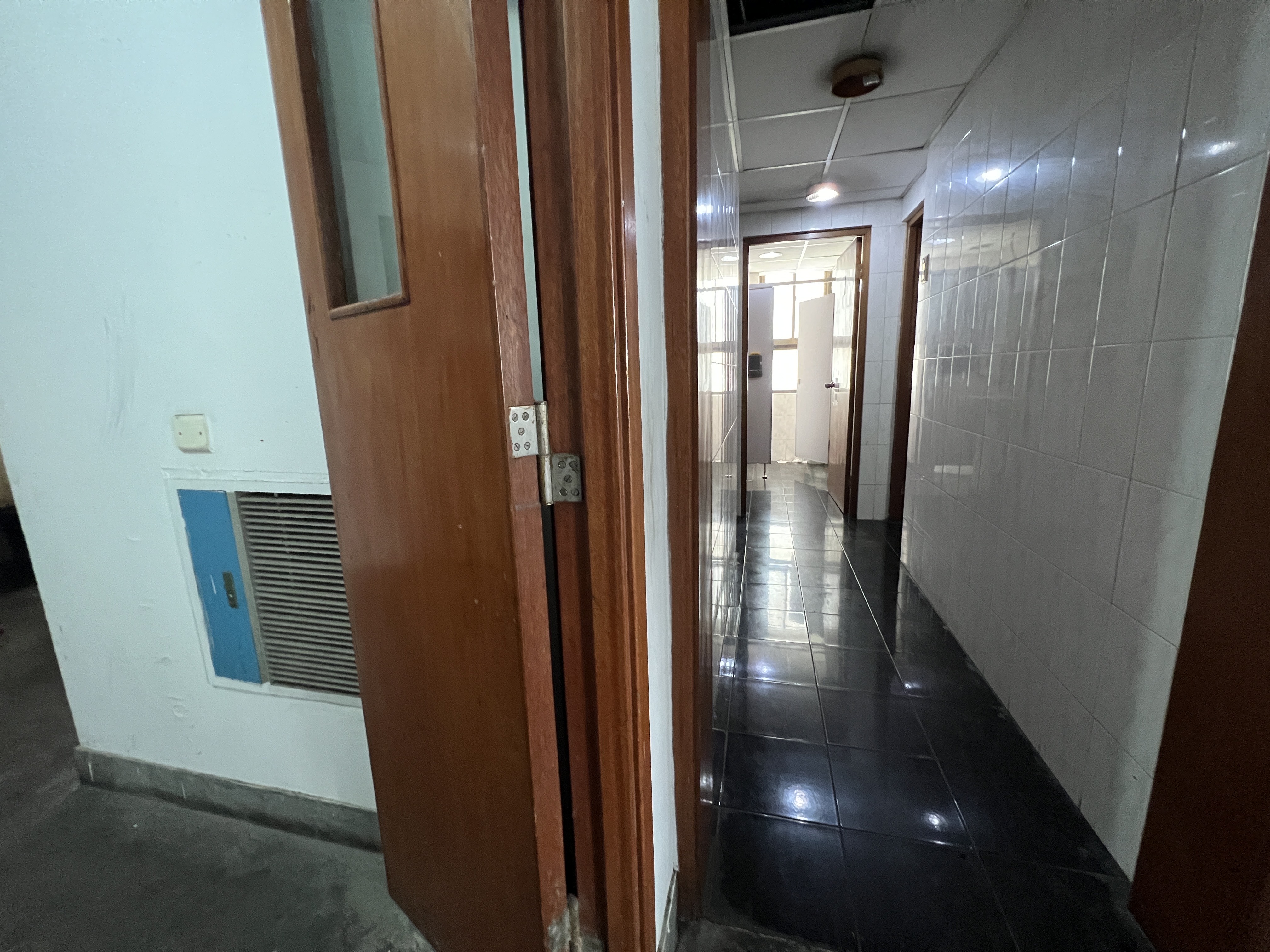 淮海中路茂名大厦256平米写字楼出租