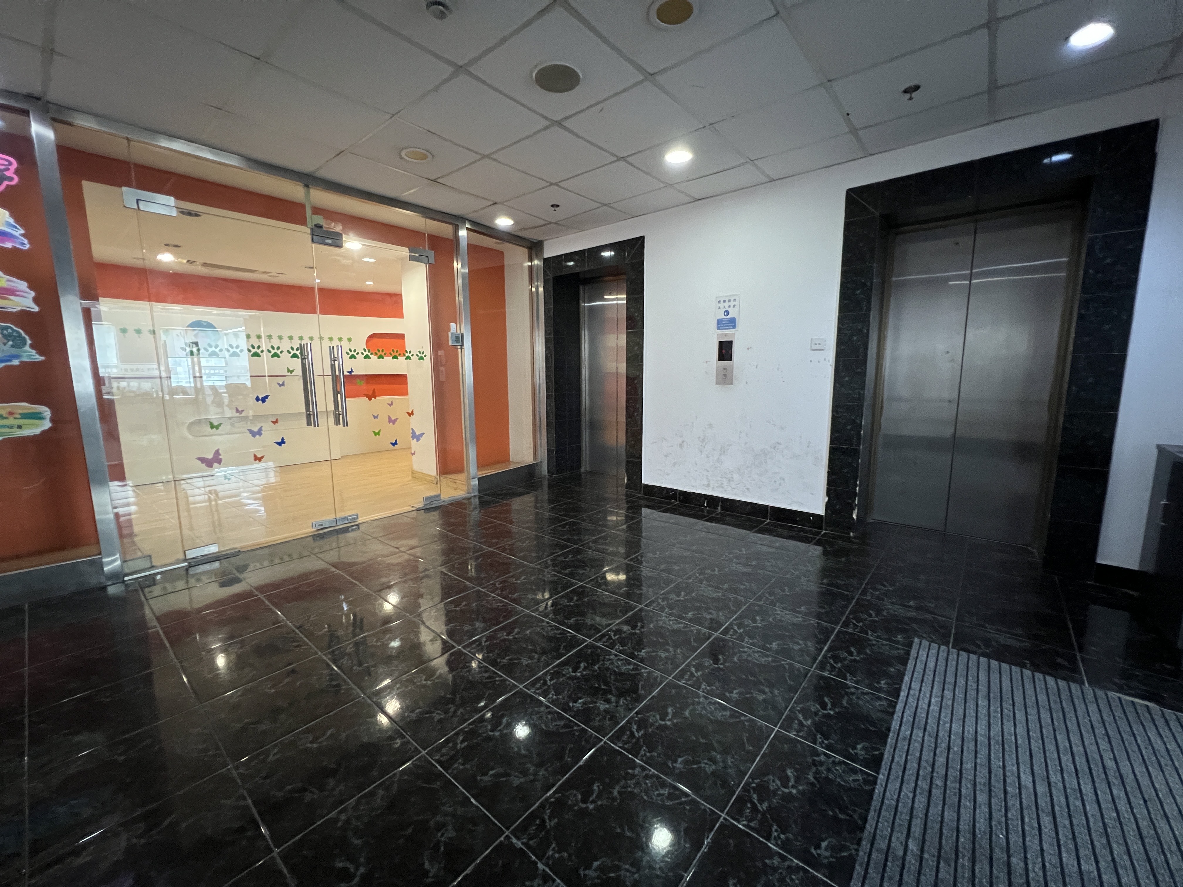 淮海中路茂名大厦256平米写字楼出租