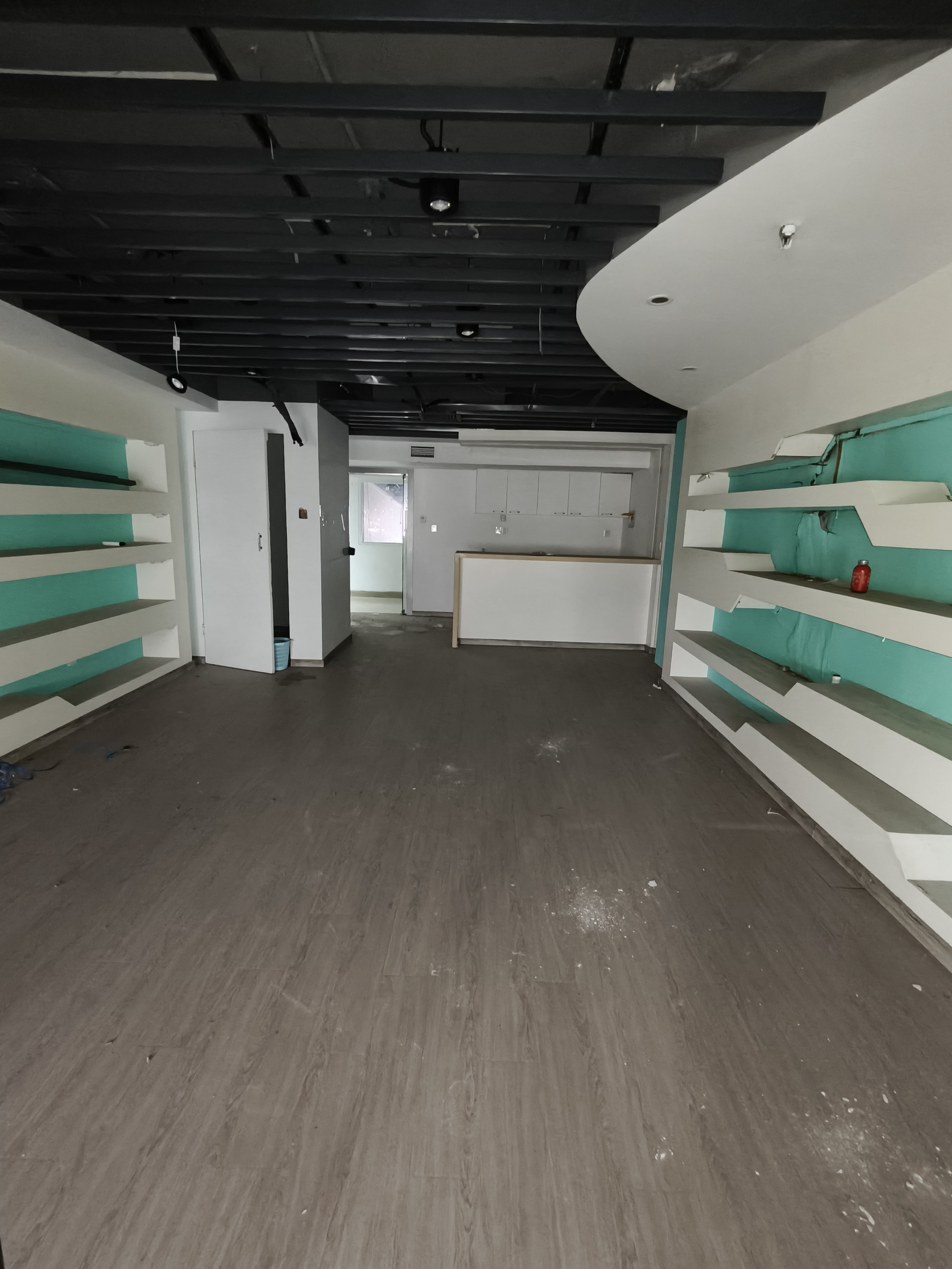 中山公园虹桥世家花园72平米写字楼出租