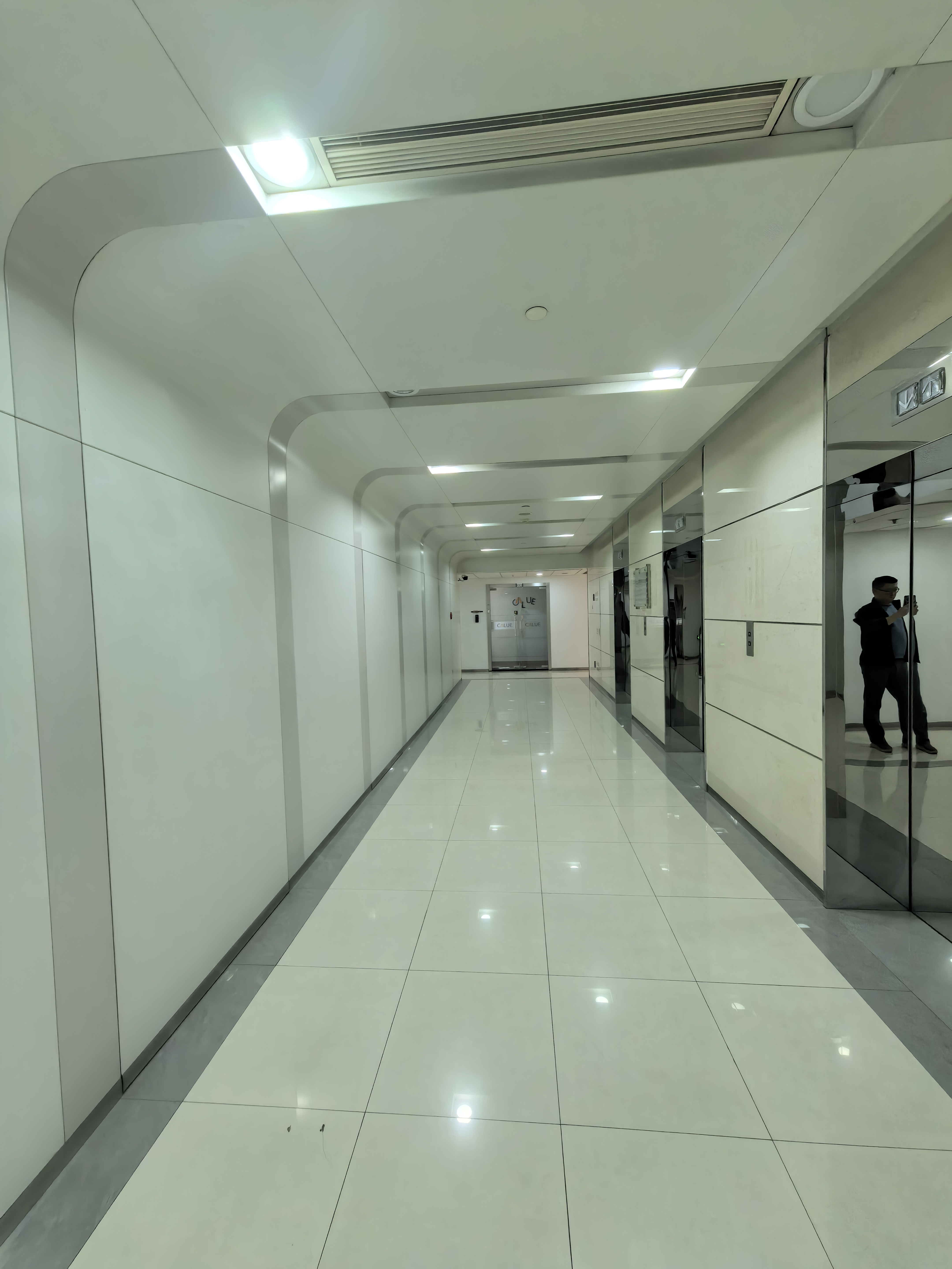 虹桥盛高国际大厦370平米写字楼出售