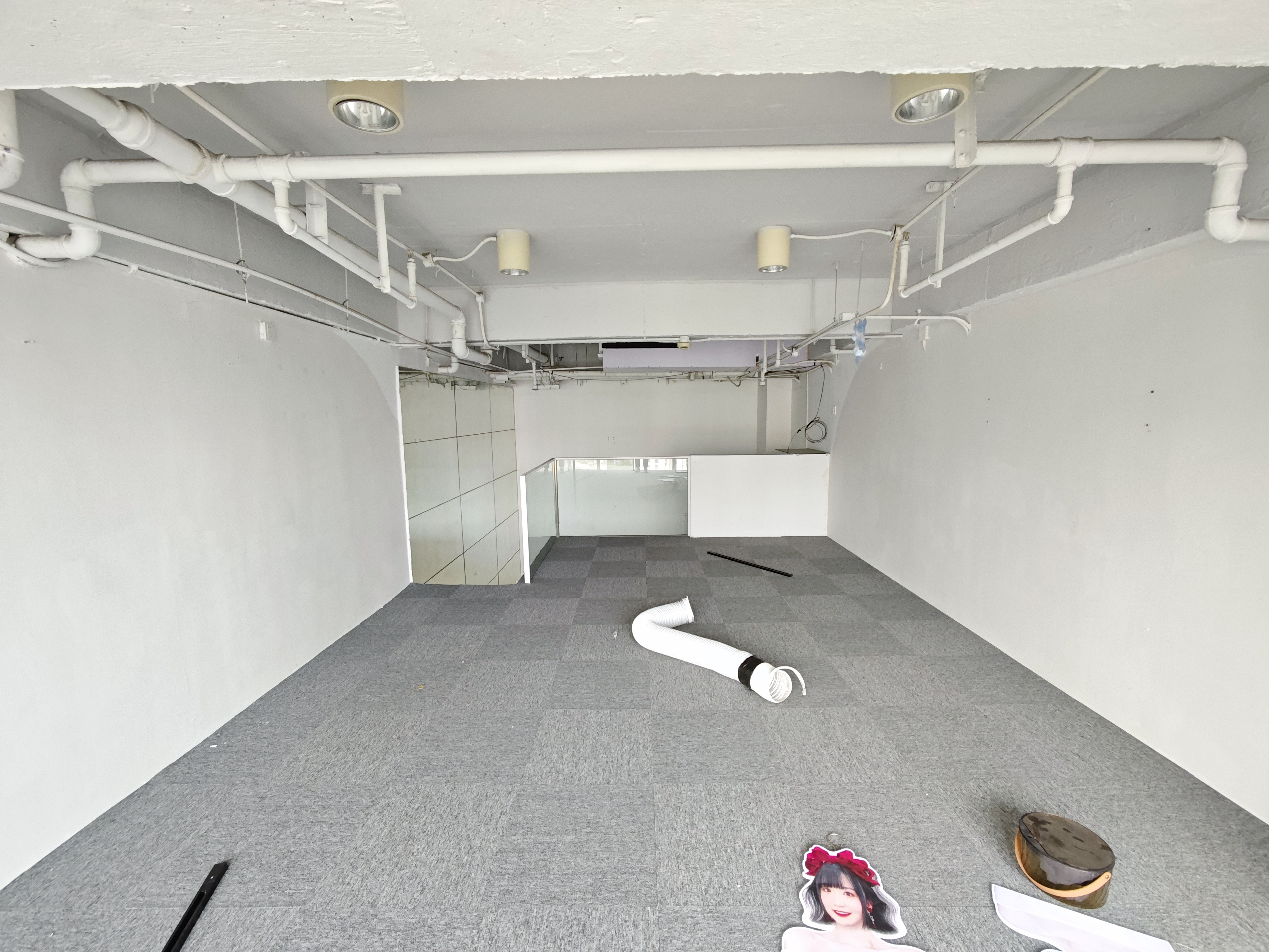 光新浦发广场56平米写字楼出租