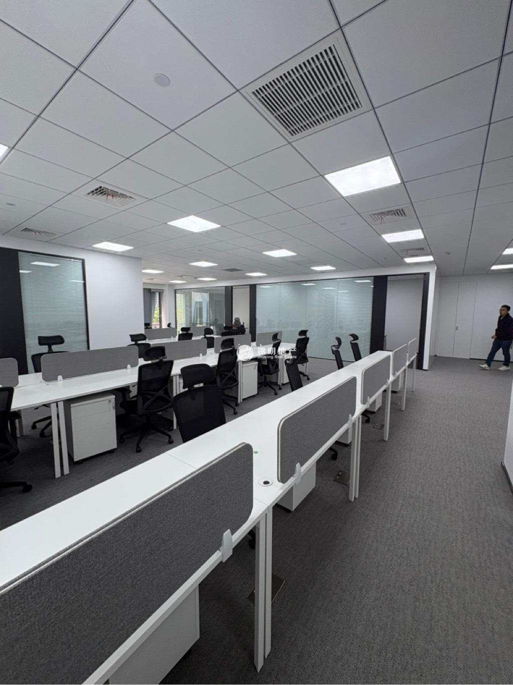 五角场中航天盛478平米写字楼出租