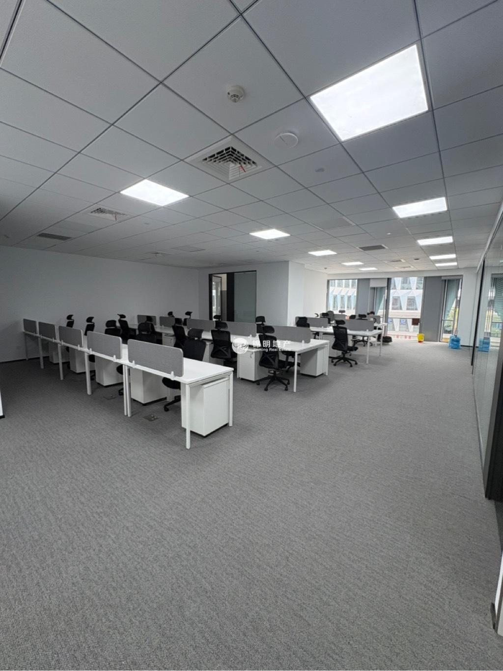 五角场中航天盛225平米写字楼出租