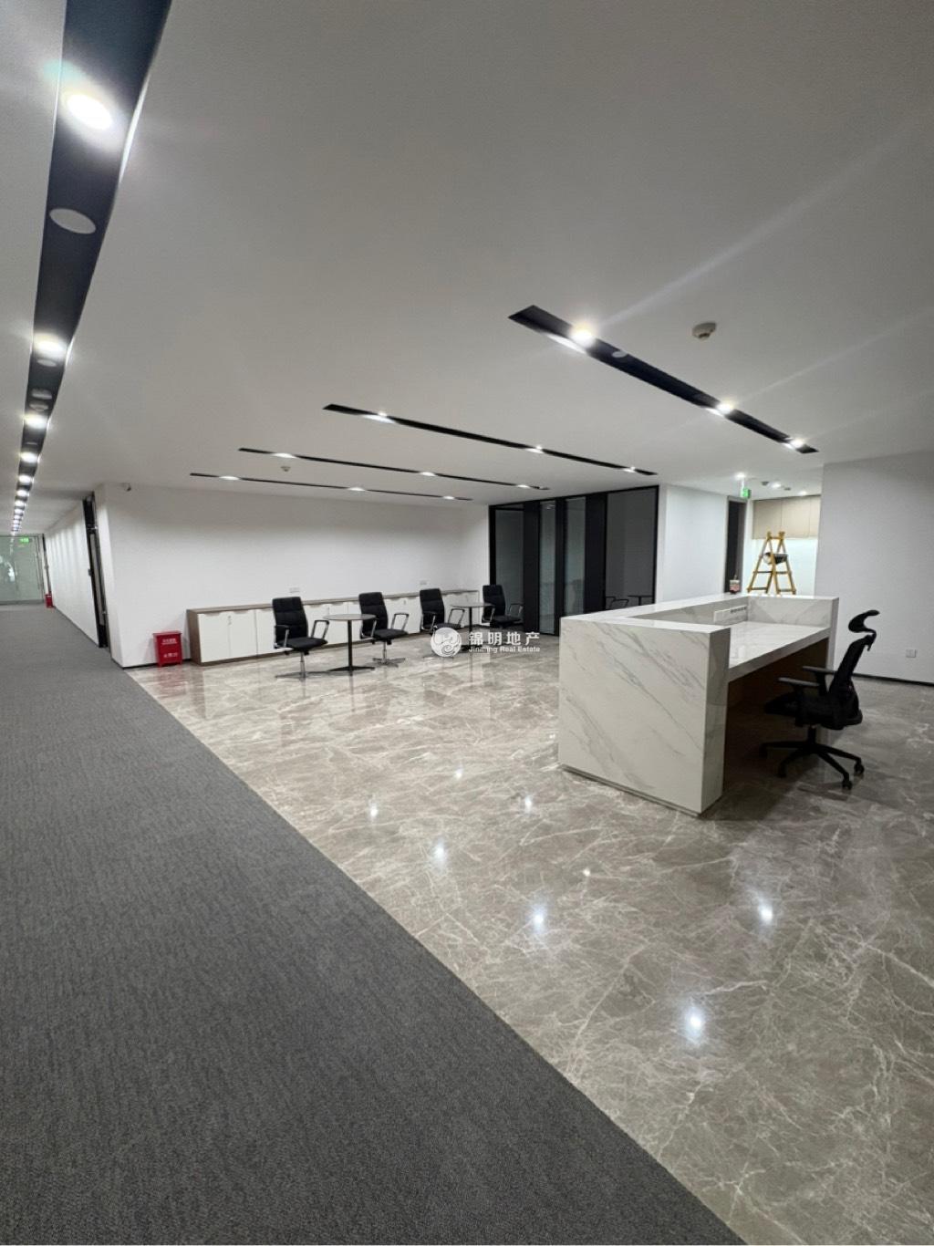 五角场中航天盛400平米写字楼出租